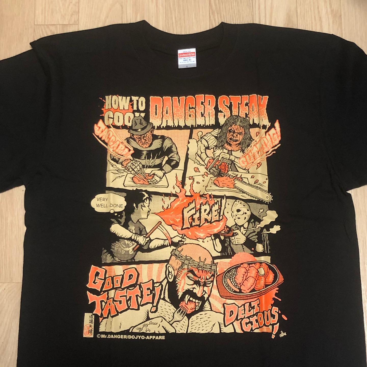 今日のTシャツ】昨日買ったばかりのMr.デンジャーTシャツを早速着用 
