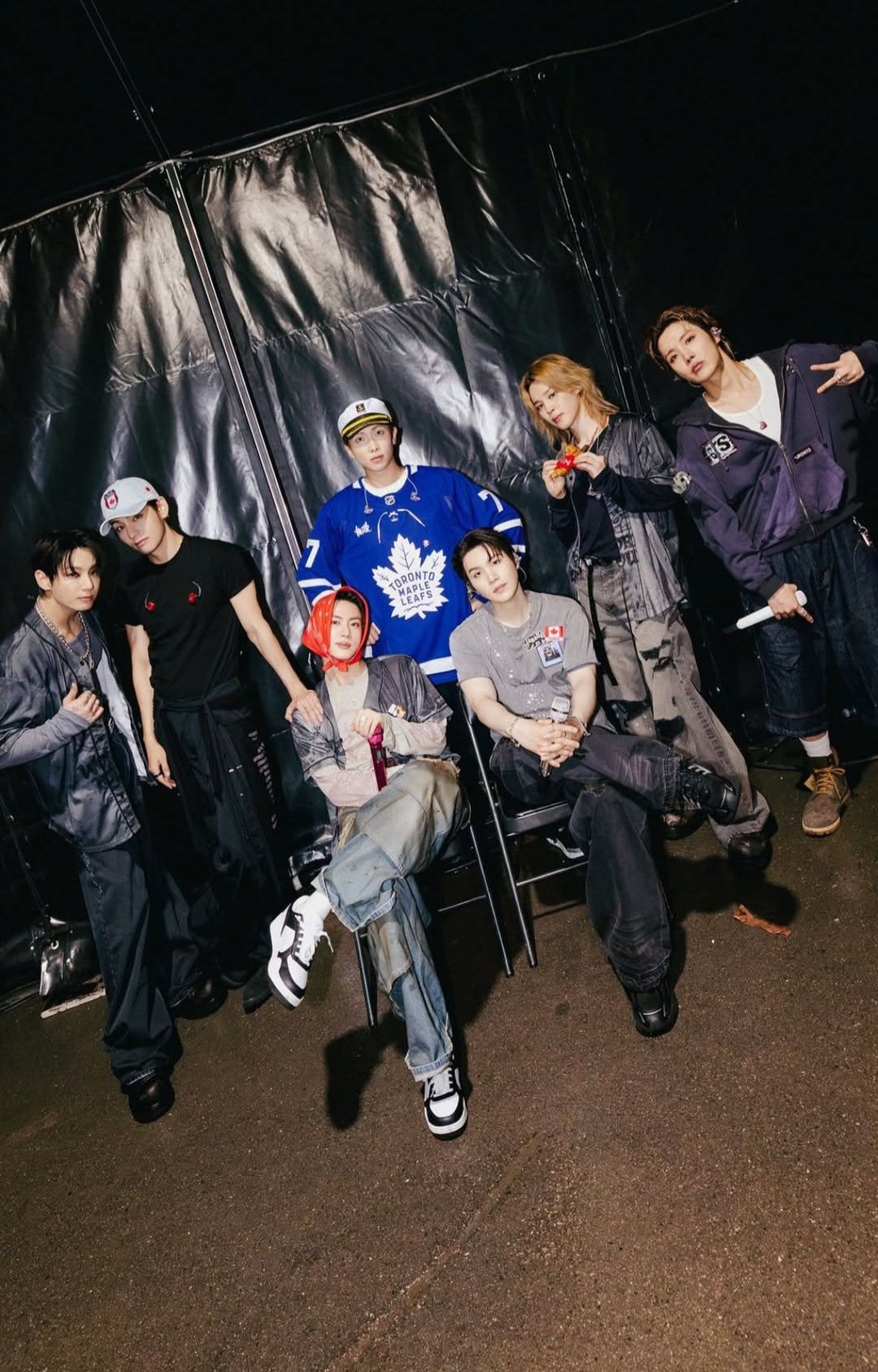 💜✨ SEVEN MEMBERS. ONE FRAME. A THOUSAND FEELINGS. ✨💜 BTS