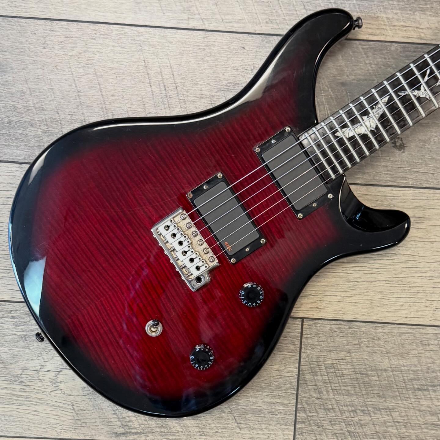 PRS SE Paul Allender Signature $500 Unleash dark power and