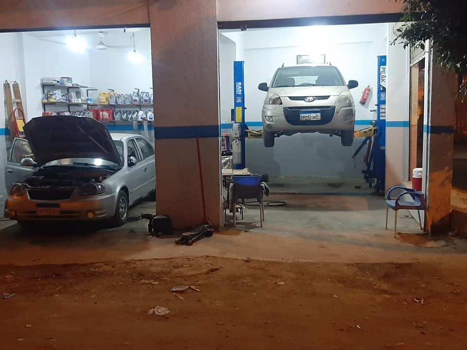Hamza Auto - Hamza Auto added a new photo.