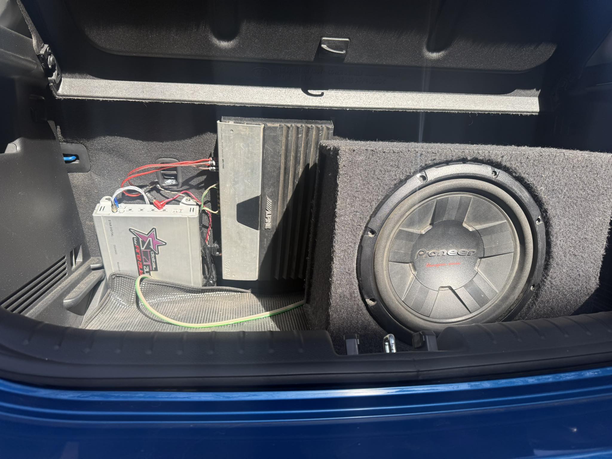 The alpine mrv f540 still has to be one of the better amps on the 
