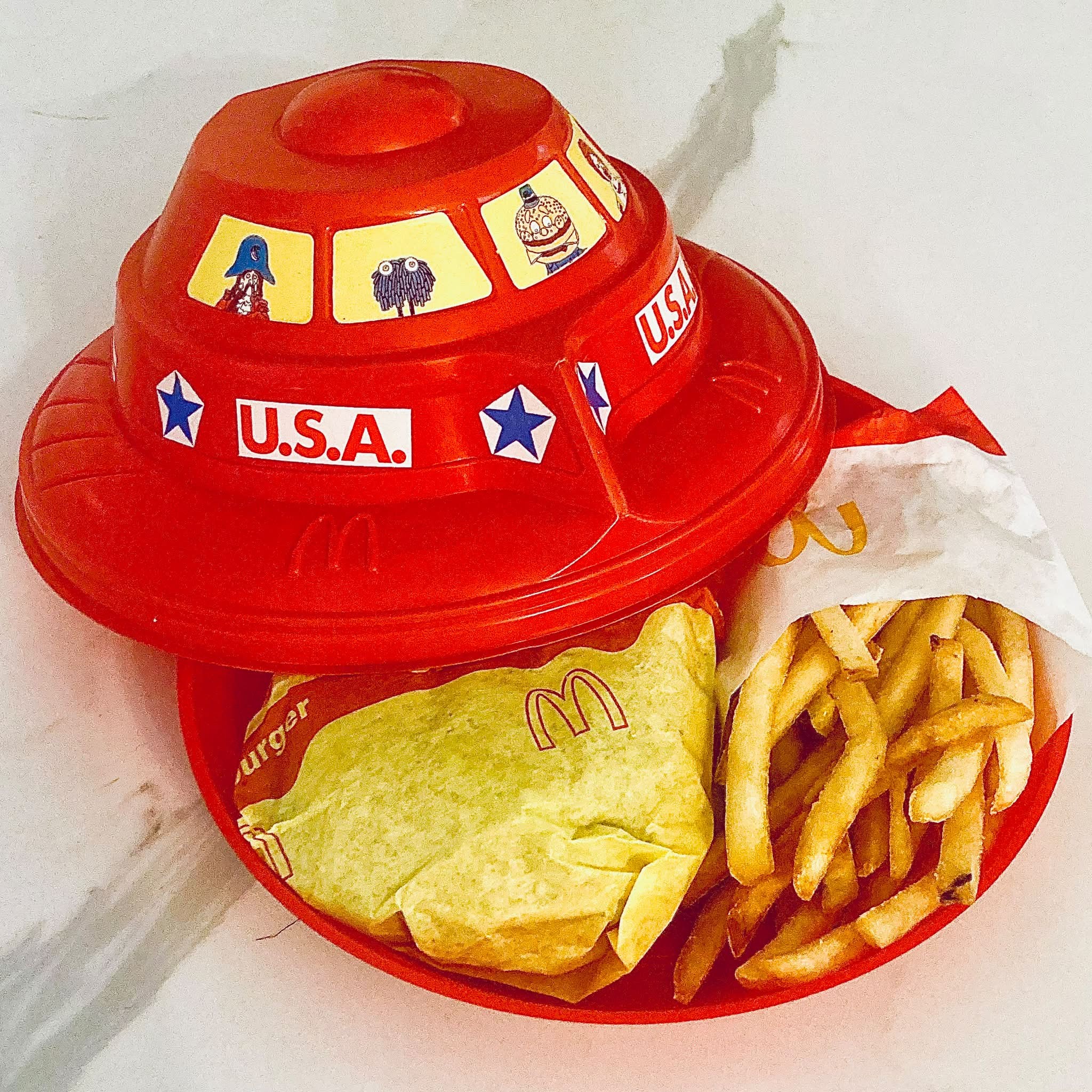 80s McDonald’s × New York Yankees USA企業物 Back in 1982, McDonald's burger and fries were out of this world
