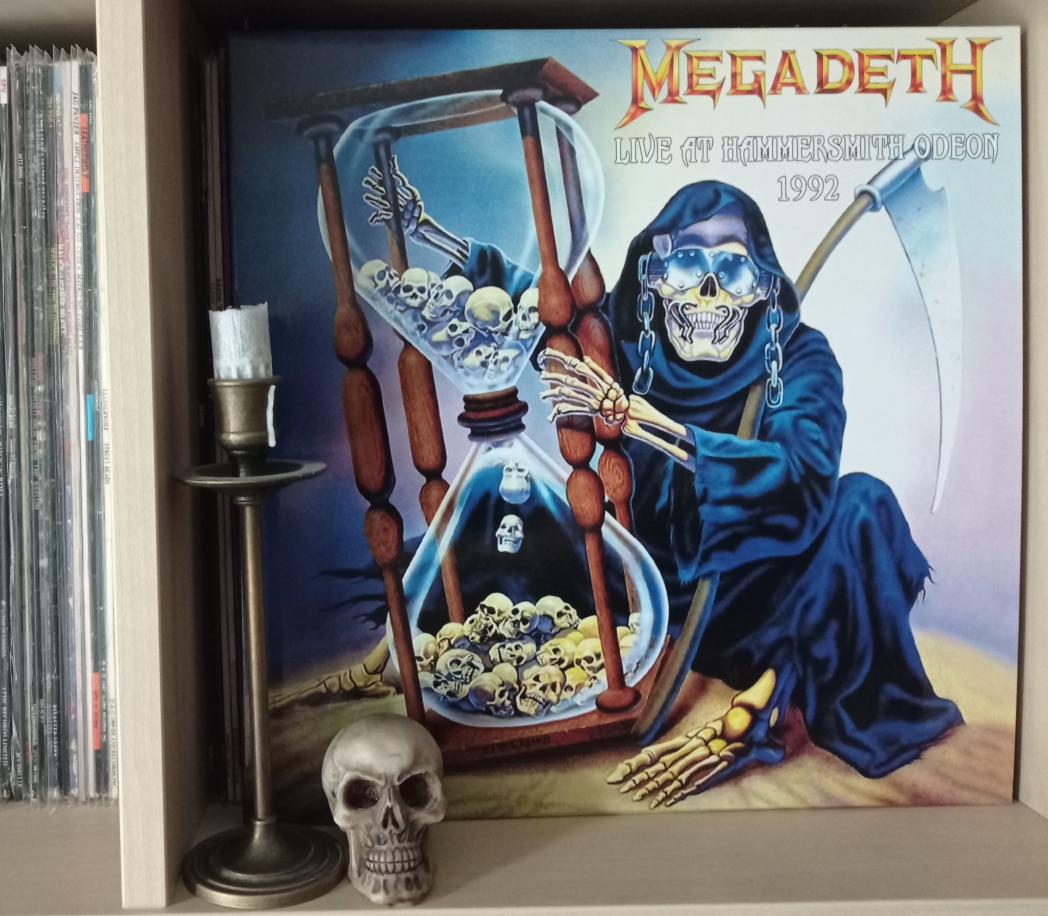 Released in Japan on February 4th,1993. Megadeth MEGABOX Single