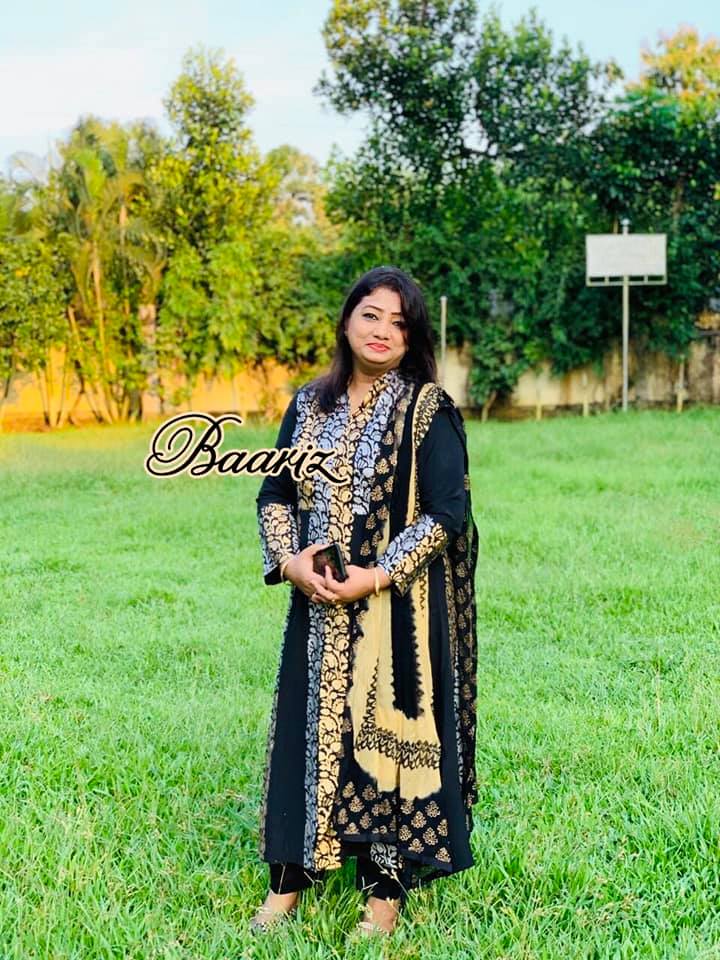 Baariz - Ruma Apa wearing our slim Anarkali suit. | Facebook