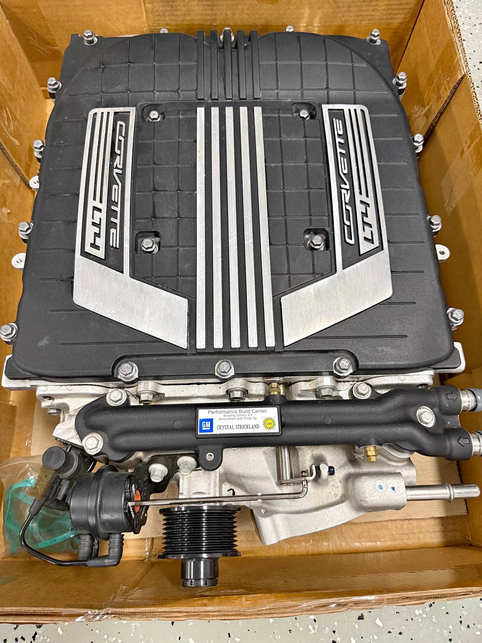 LT4 Supercharger with Throttle body (6200 miles) - Car Engines & Engine ...