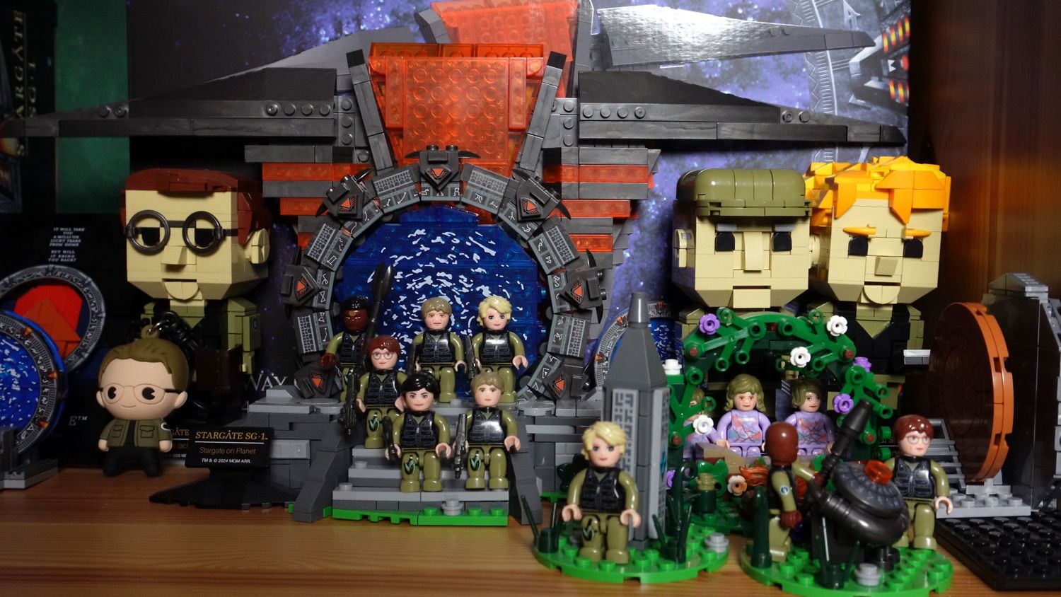 GateWorld - Hands-On With Prometheus And More BlueBrixx Stargate Toy ...