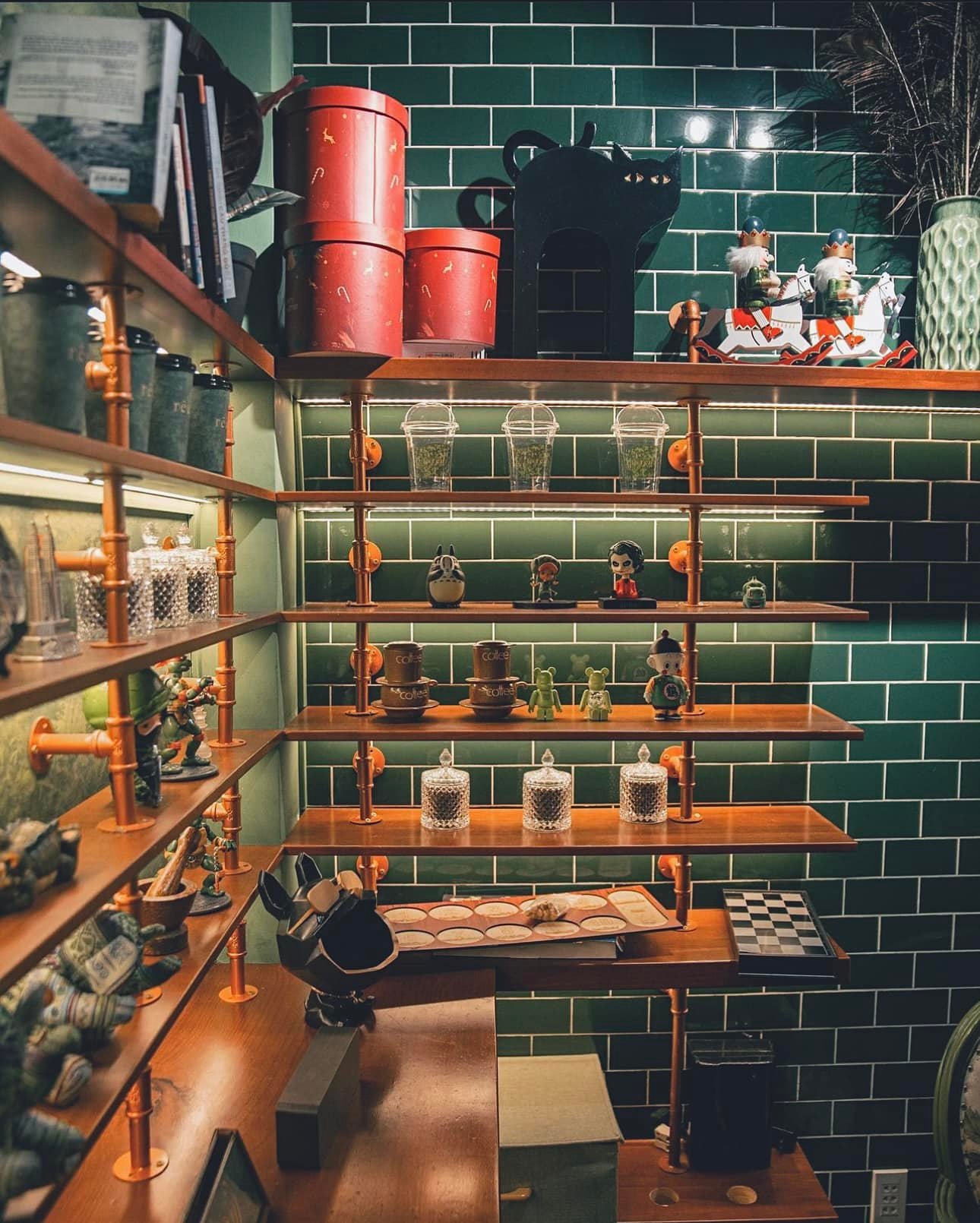r ê u . coffee | Ho Chi Minh City