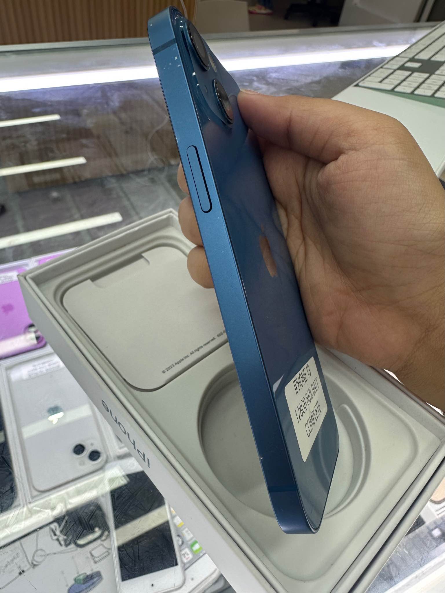 Iphone 13 128gb 86% battery health Complete with box brand as new