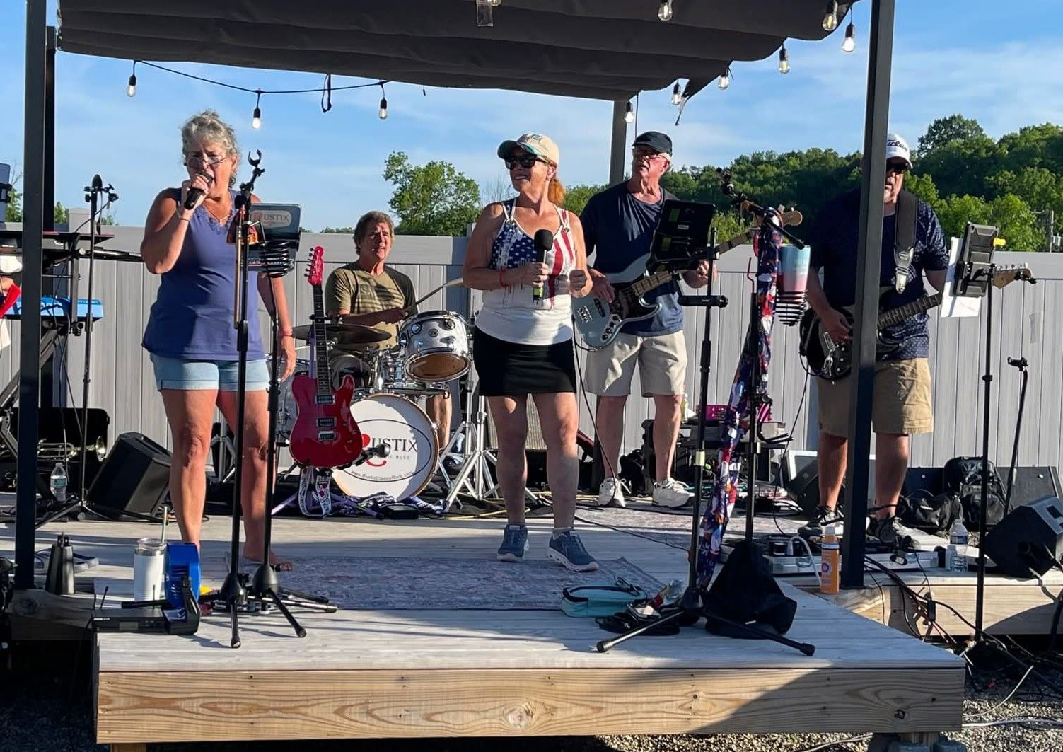 All set and ready to go at 7 here at... - Frank Bradley Jr. | Facebook
