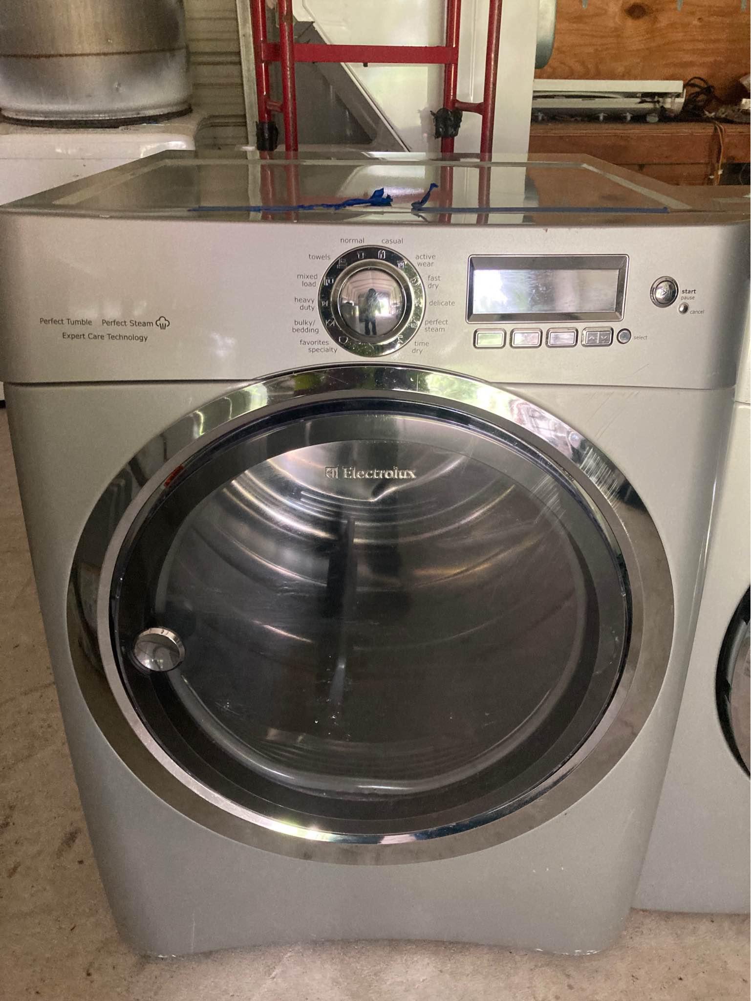 Frigidaire washer and dryer set Washer & Dryer Sets North