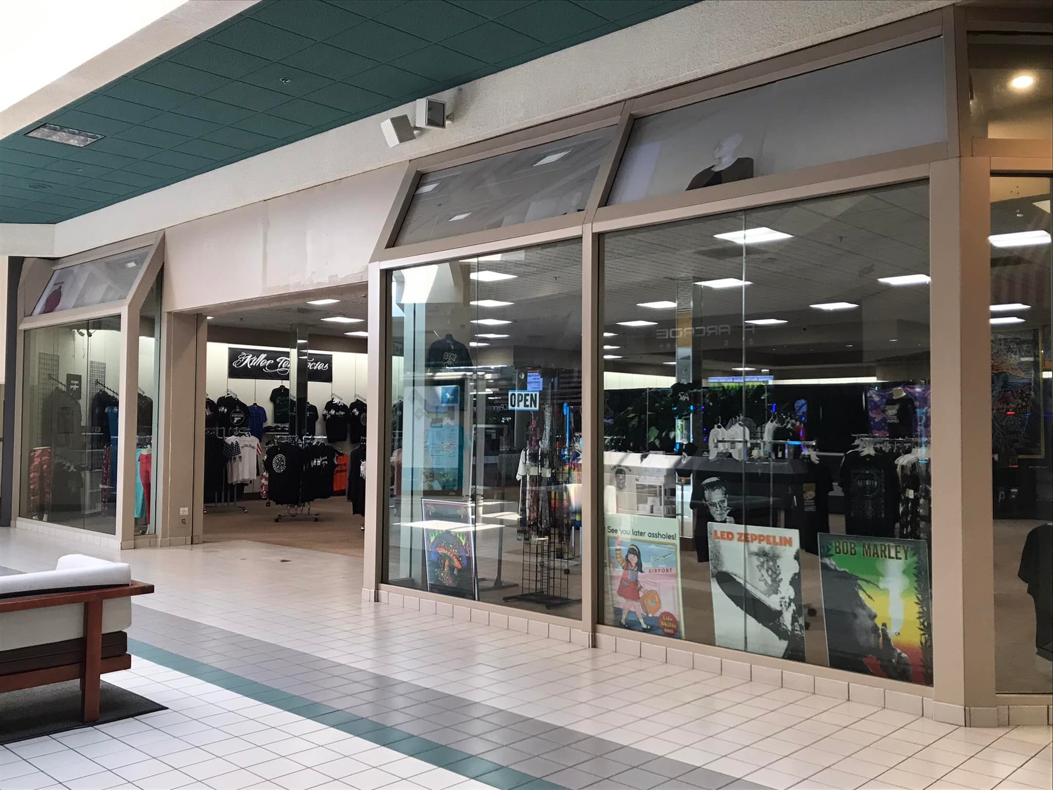 Killer Tendencies at 3 Rivers Mall | Kelso WA