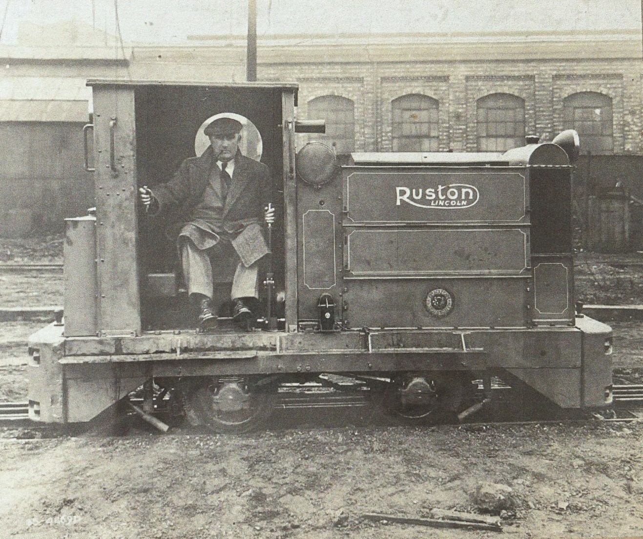 Rocks - IRONSTONE QUARRY LOCOMOTIVE PROFILE 5 : Ruston and Hornsby No ...