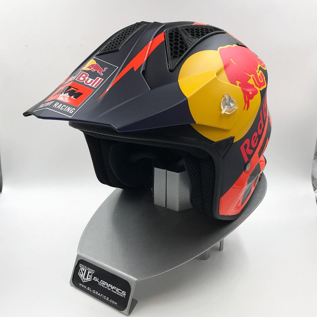 WELCOME @polespargaro ! Special helmet for KTM-REDBULL Home Gp