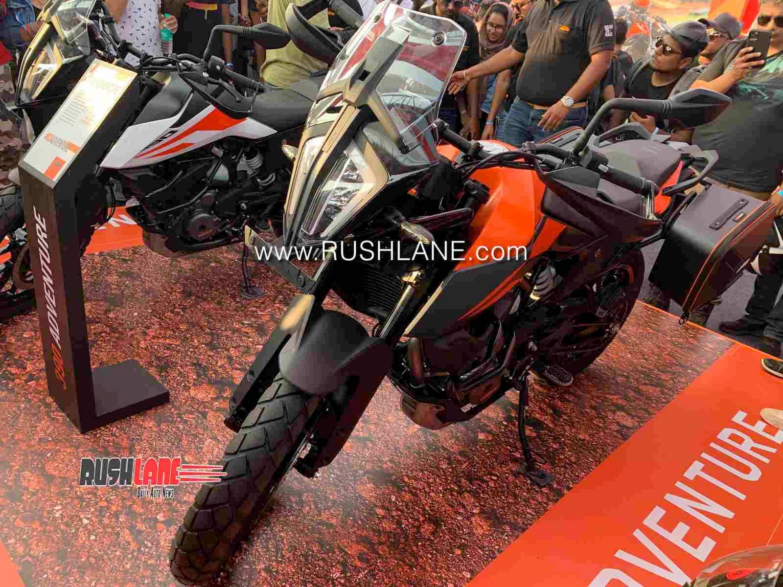 MOMO Motorbike - 