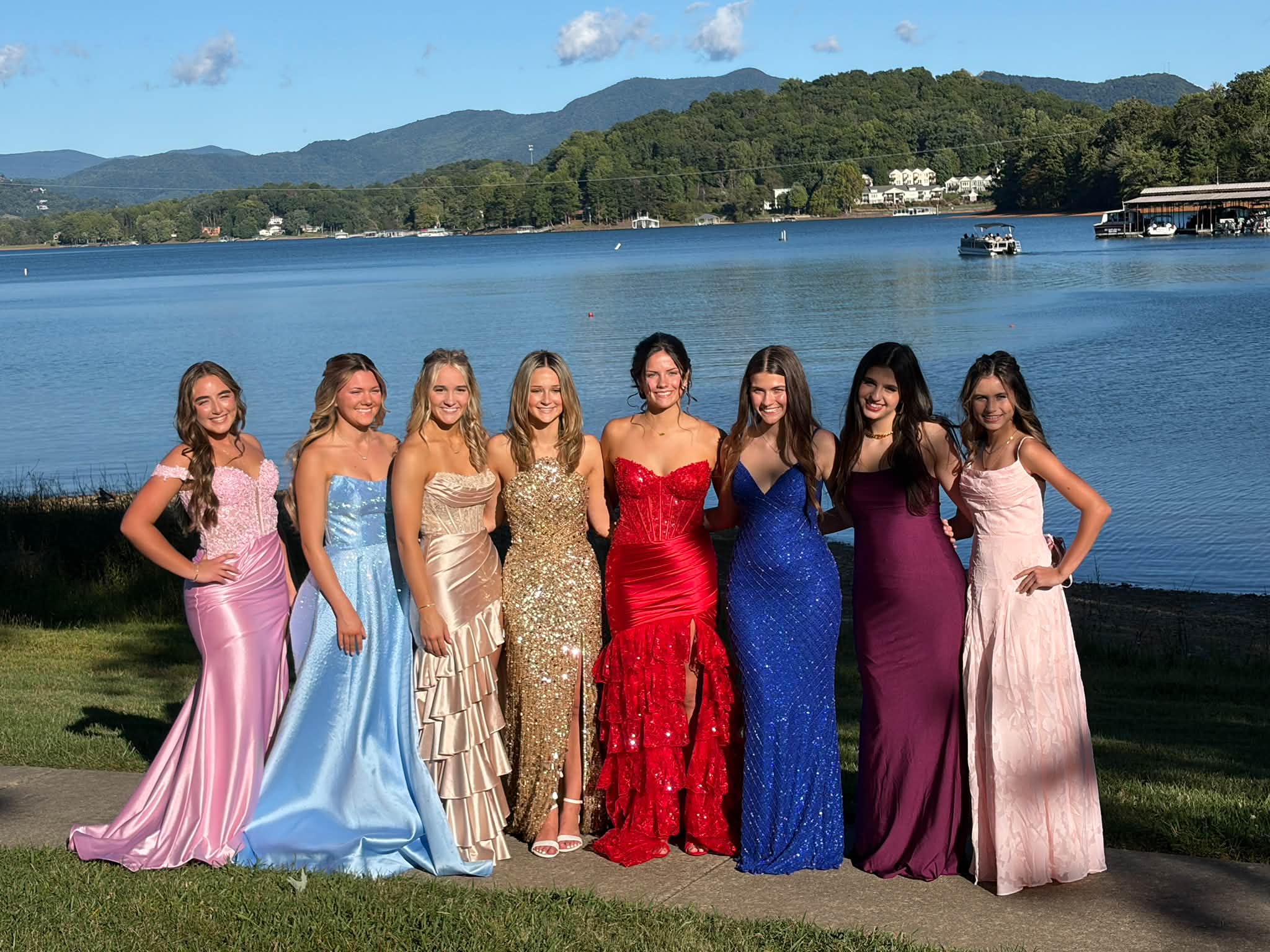 football homecoming court dresses 💙2026–2027 TCHS HOMECOMING!💙 Congratulations to our Court! Freshman Princess: Addison Schrader Sophomore Princess: Reese Ingram Junior Princess: Alexis Offner Senior Girls Court: Sailor Fain Kadince Garrett Ally Payne Emma Schuette length:Petite