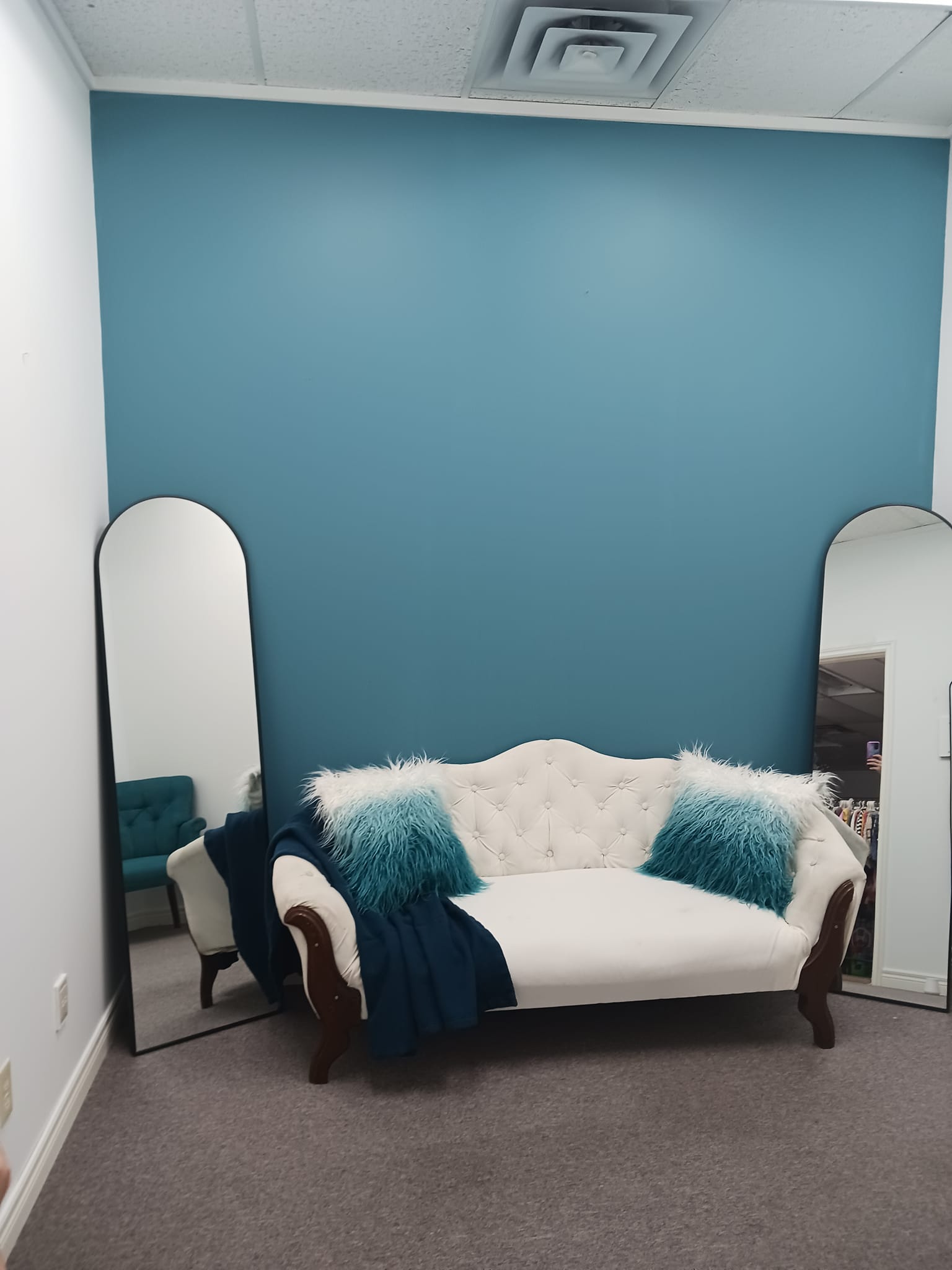 How to create a change room for a child?