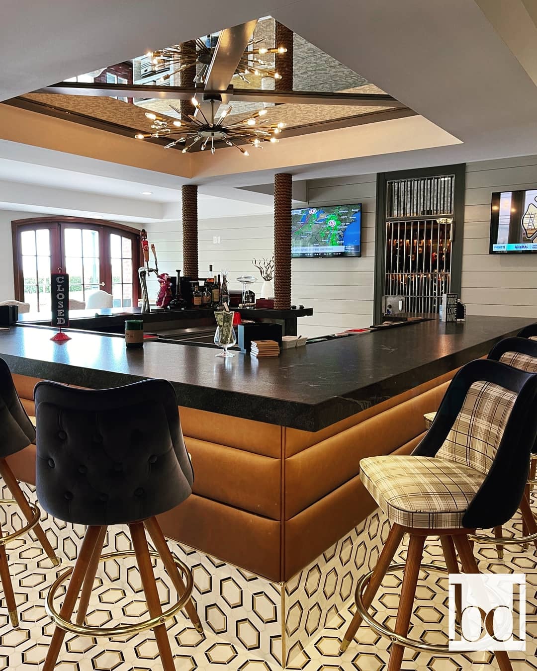 The bar transformation you never knew... - Beth Donner Design | Facebook