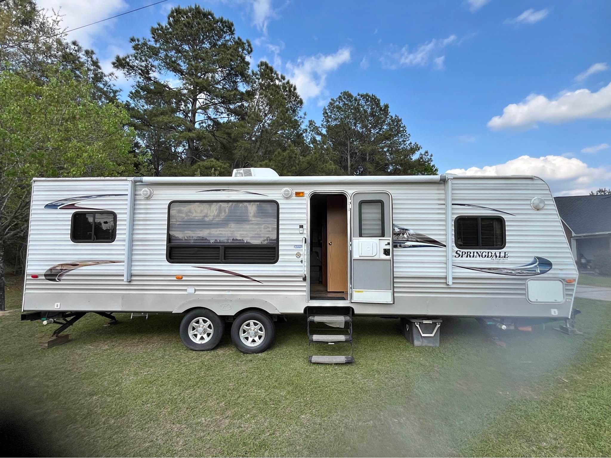 2011 Springdale by Keystone. 30 ft. $10,000 - RVs & Campers - Taylor ...