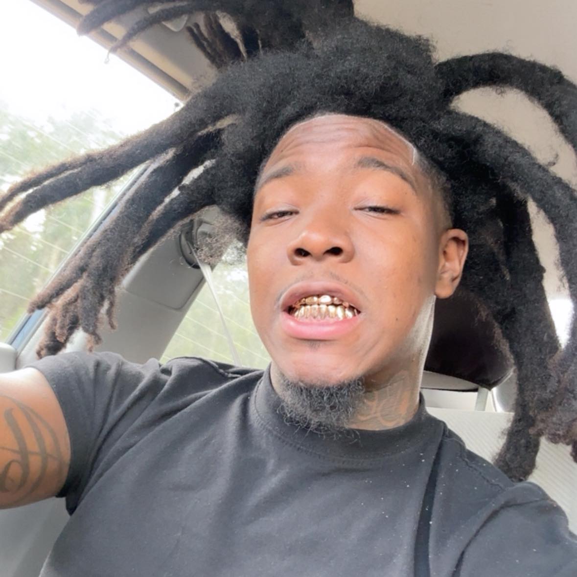Might as well wrangle me up and put me in there with them…ima horse to ...