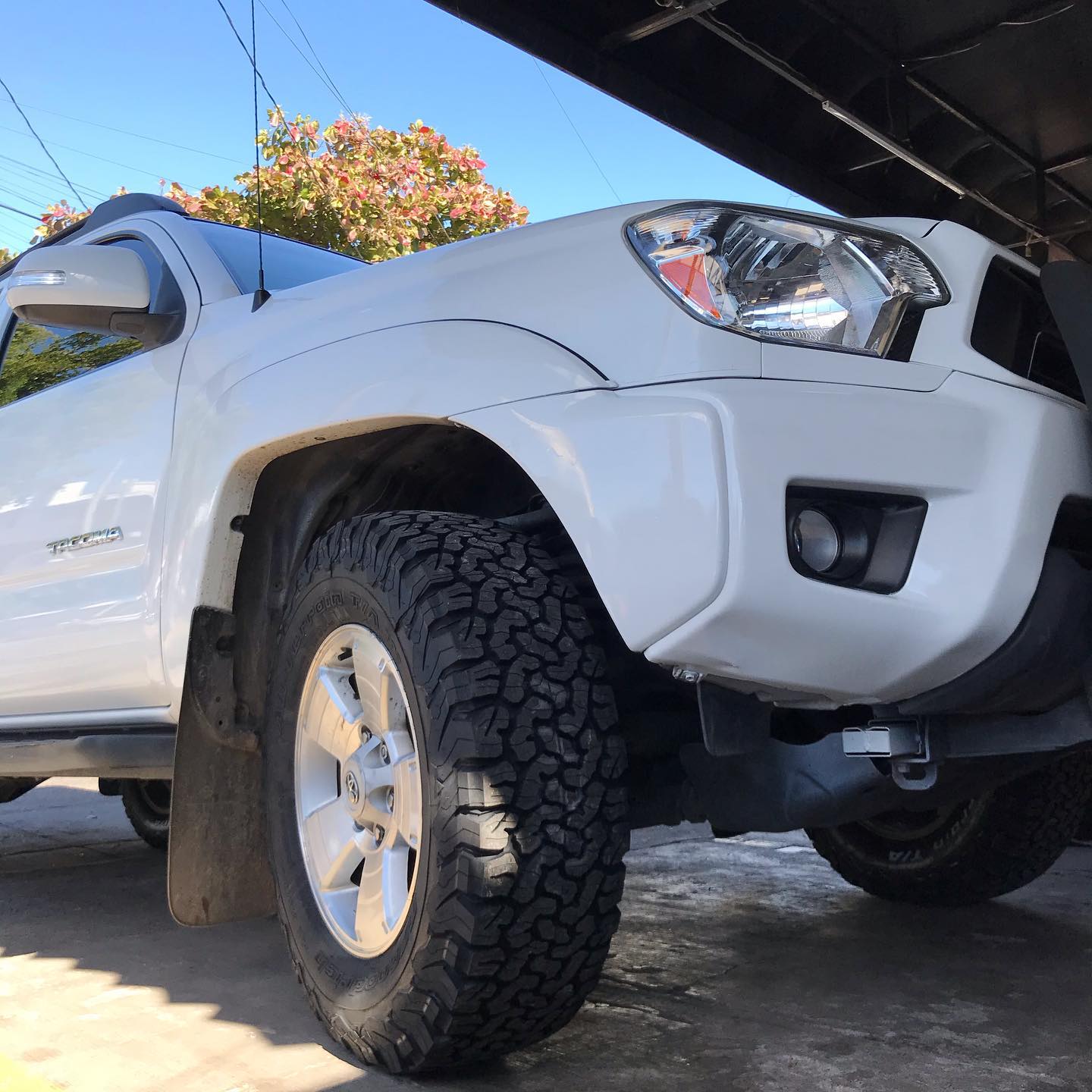 Llantas All Terrain KO2 para Toyota Tacoma  display picture 1