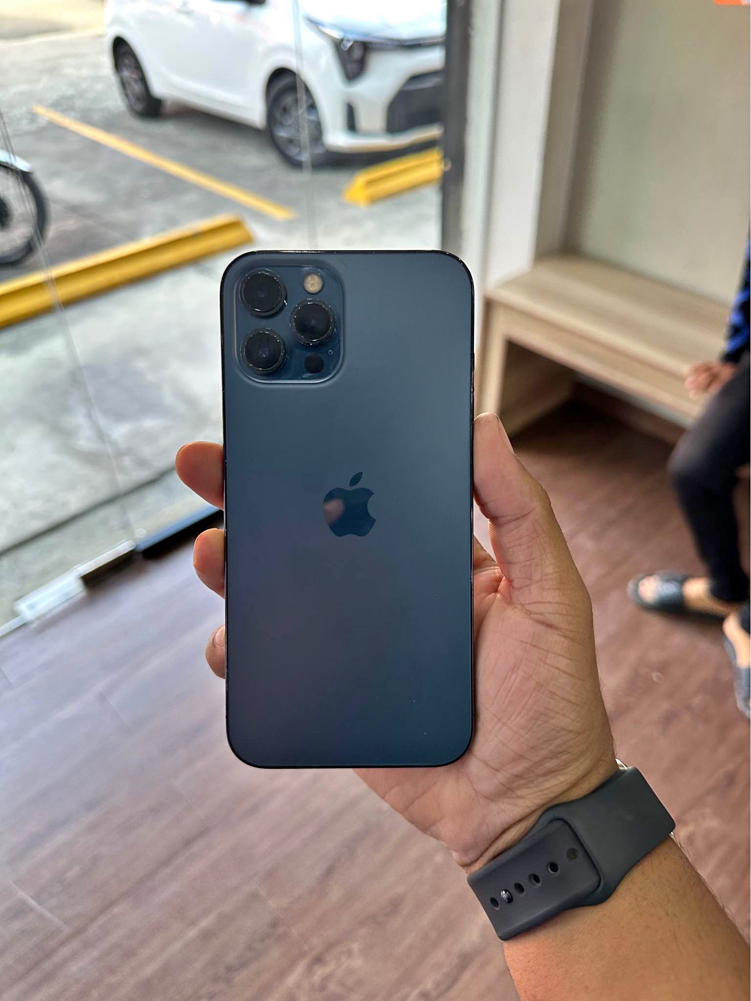 12 iPhone normal - Cell Phones - Los Alcarrizos | Facebook Marketplace ...