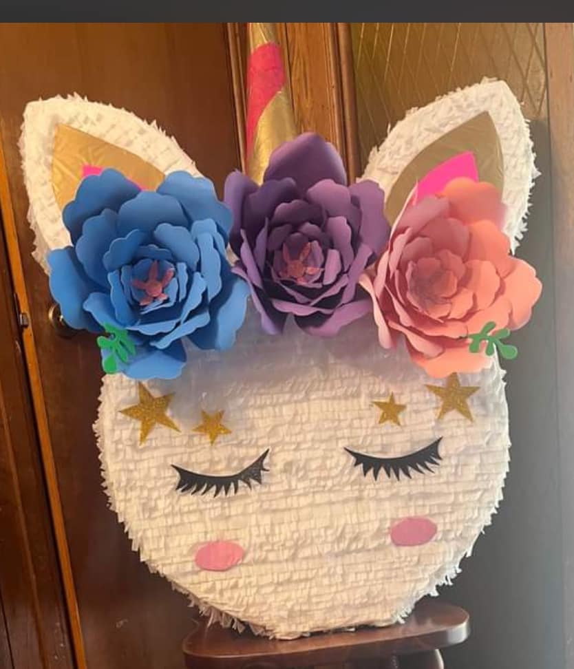 Mundo Piñatas