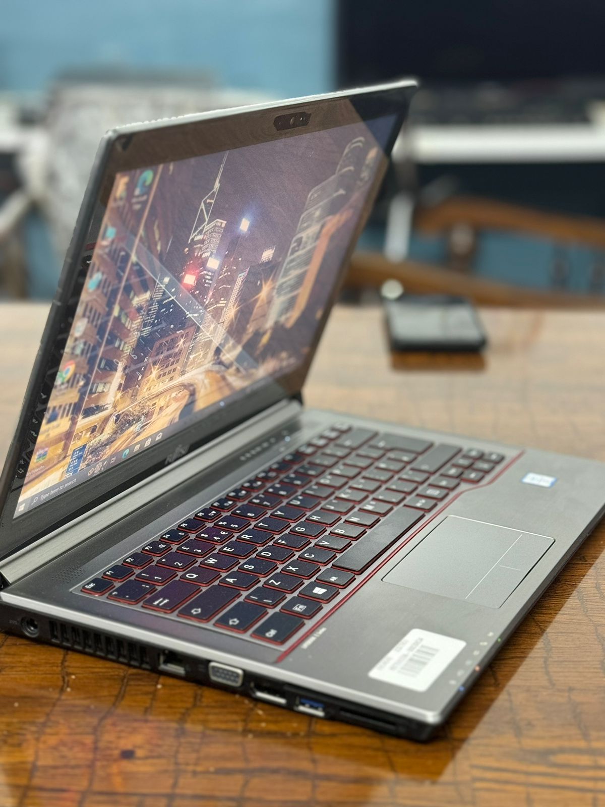 Fujitsu Lifebook P727 Core i5 7th Generation 8gb ram 128gb SSD