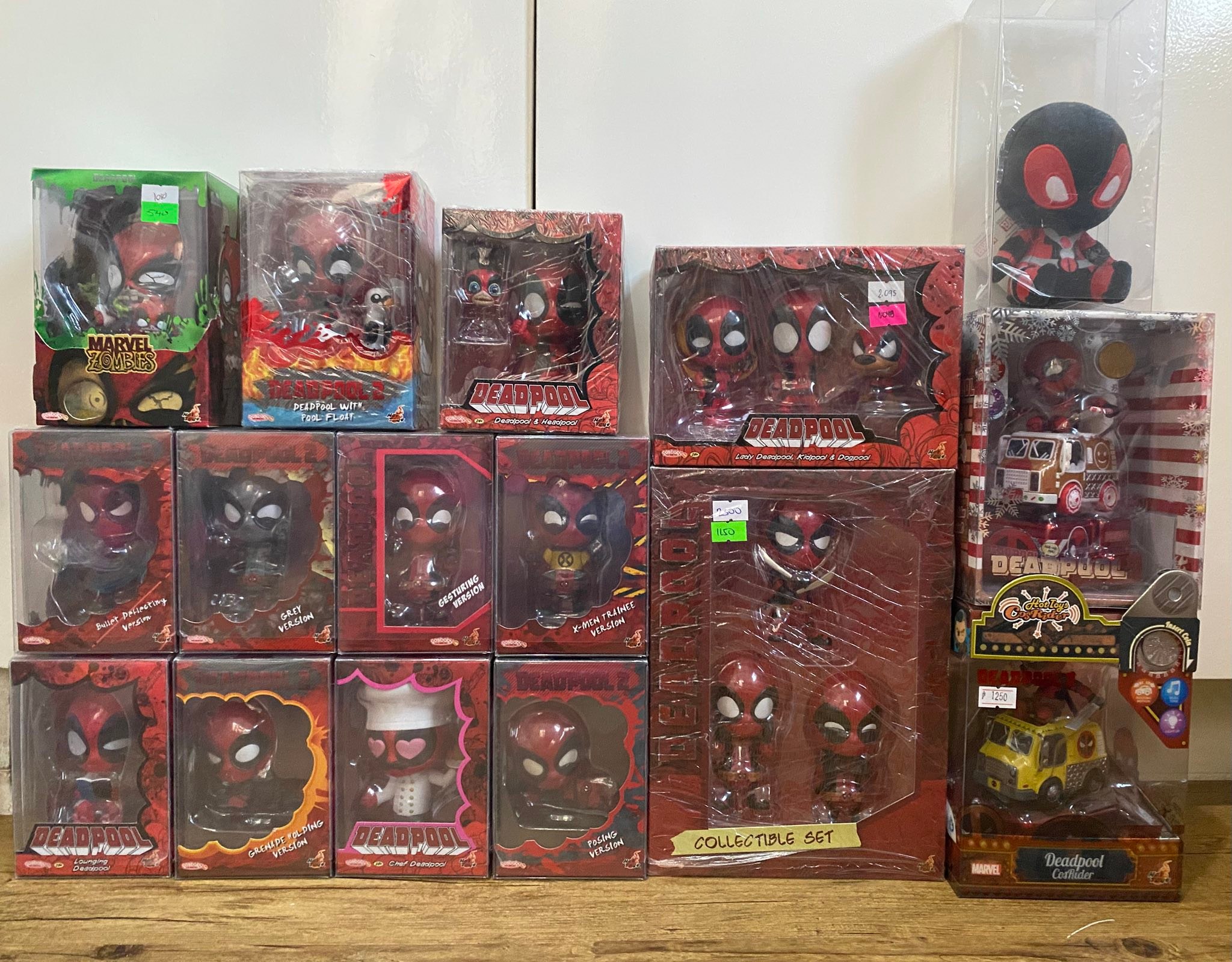 Hot Toys Deadpool Cosbaby & Cosrider Set - 10K Regular size 