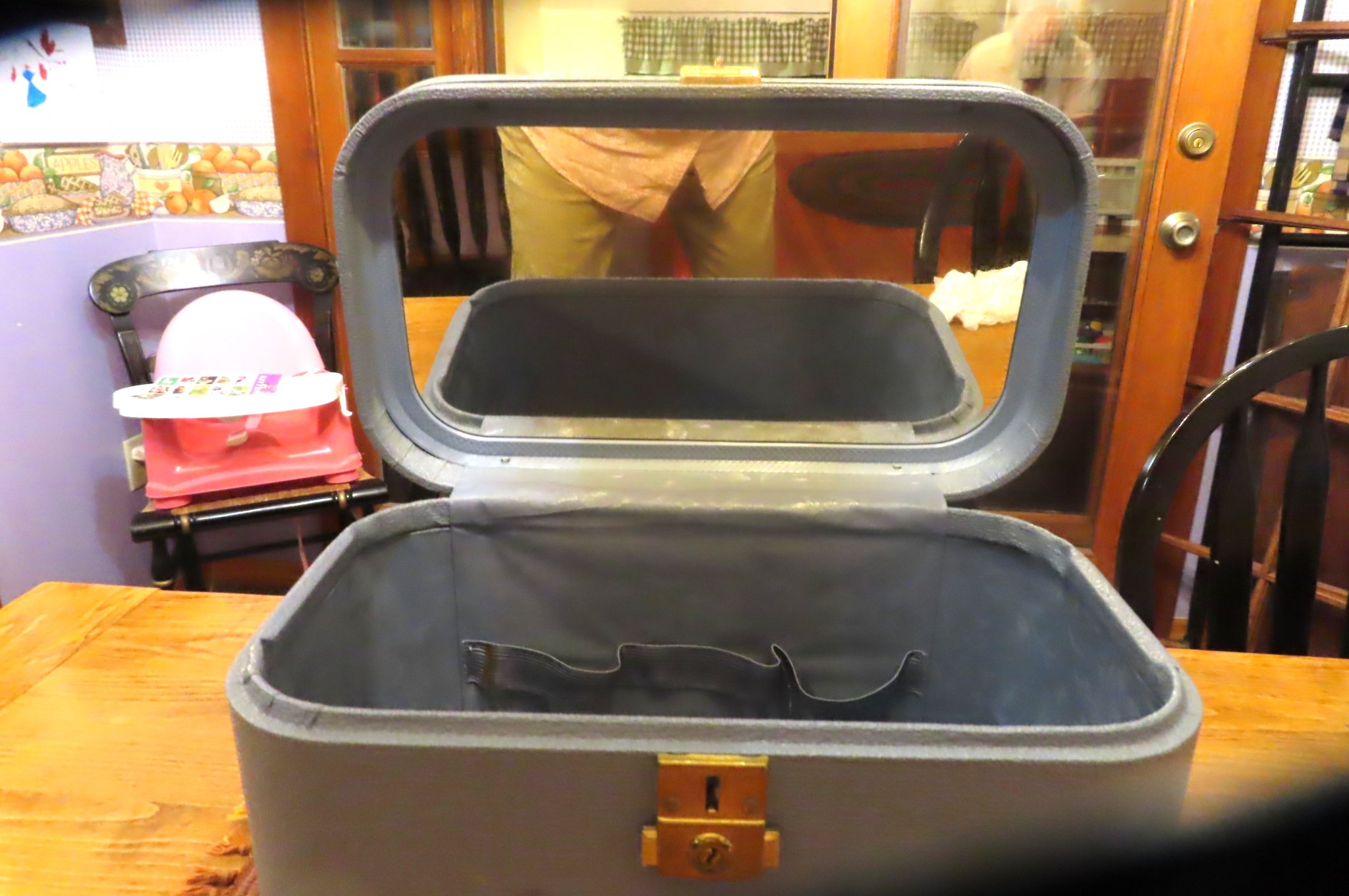 A collector's treasure! The Vintage 50s Lady Baltimore Starline