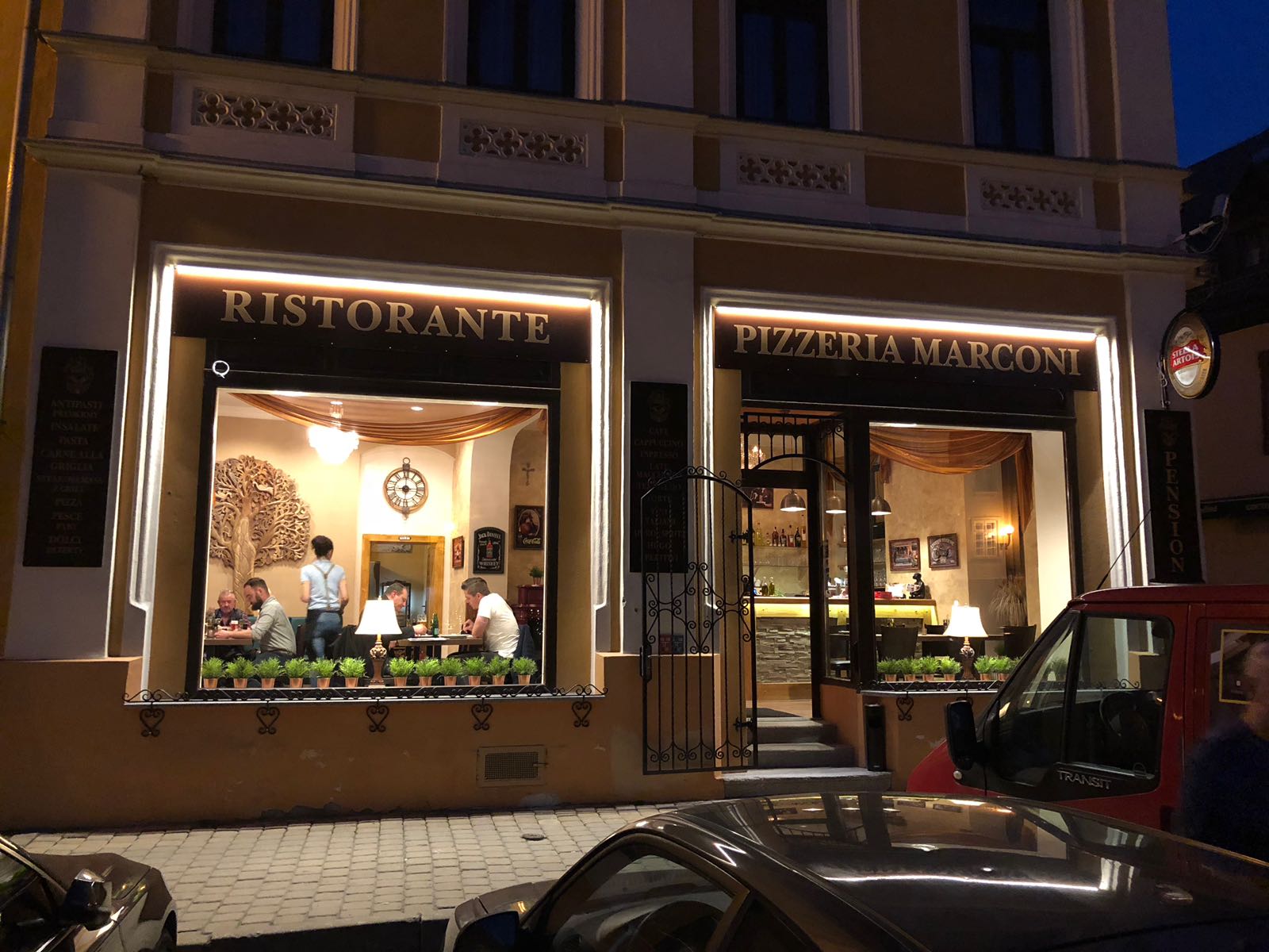 Marconi Ristorante Pizzeria | Loket