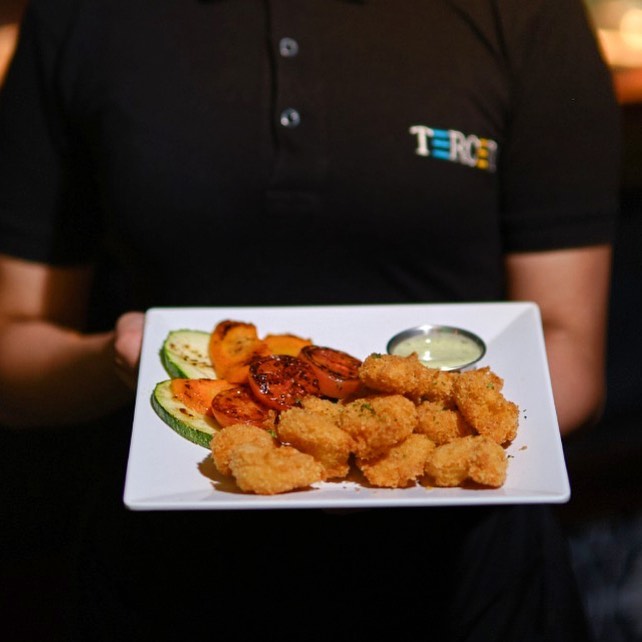 Terceto - Camarones empanizados ¡crujientes! 😍🍤 . 📍Las... | Facebook