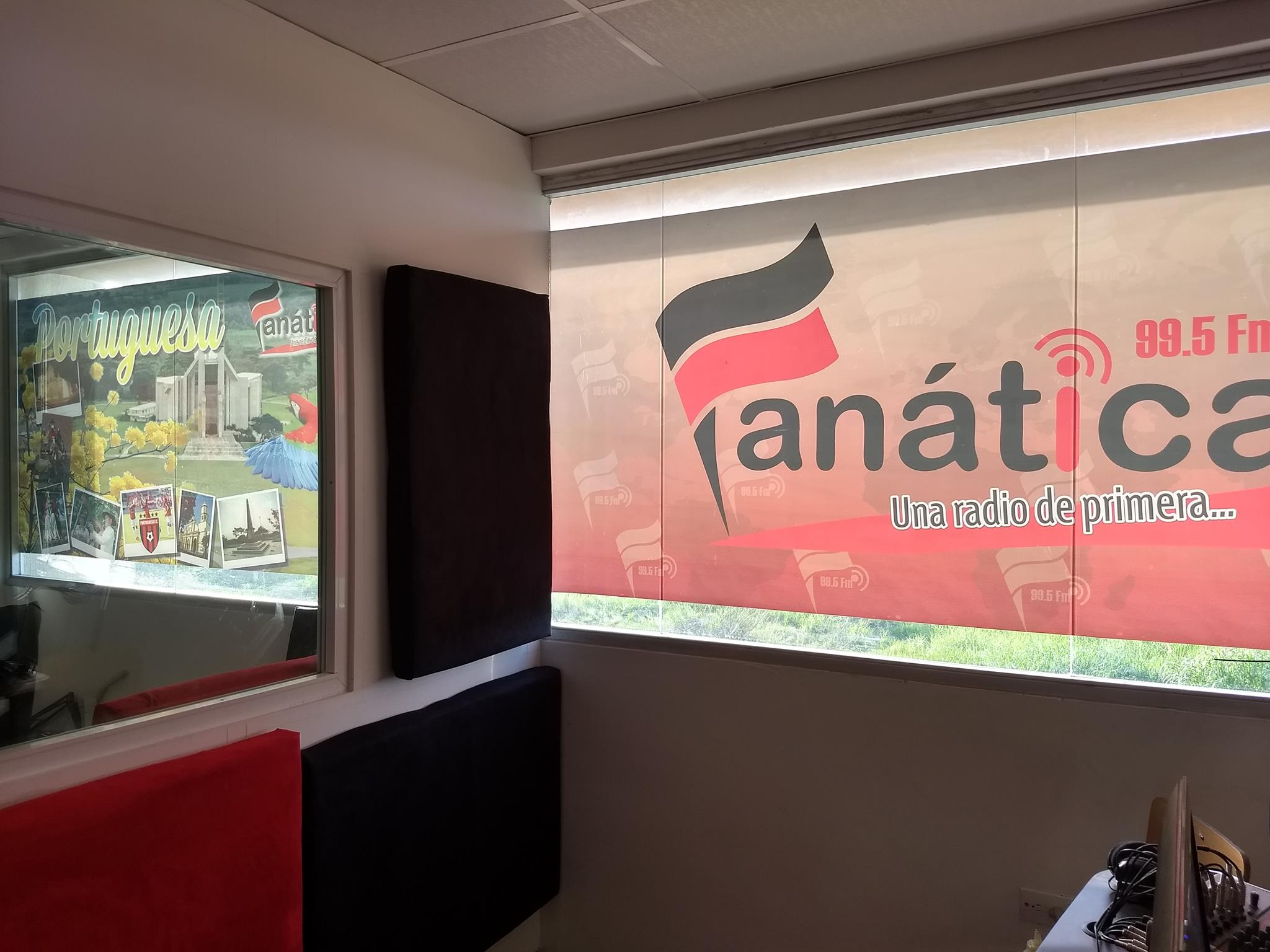 Fanática 99.5 FM