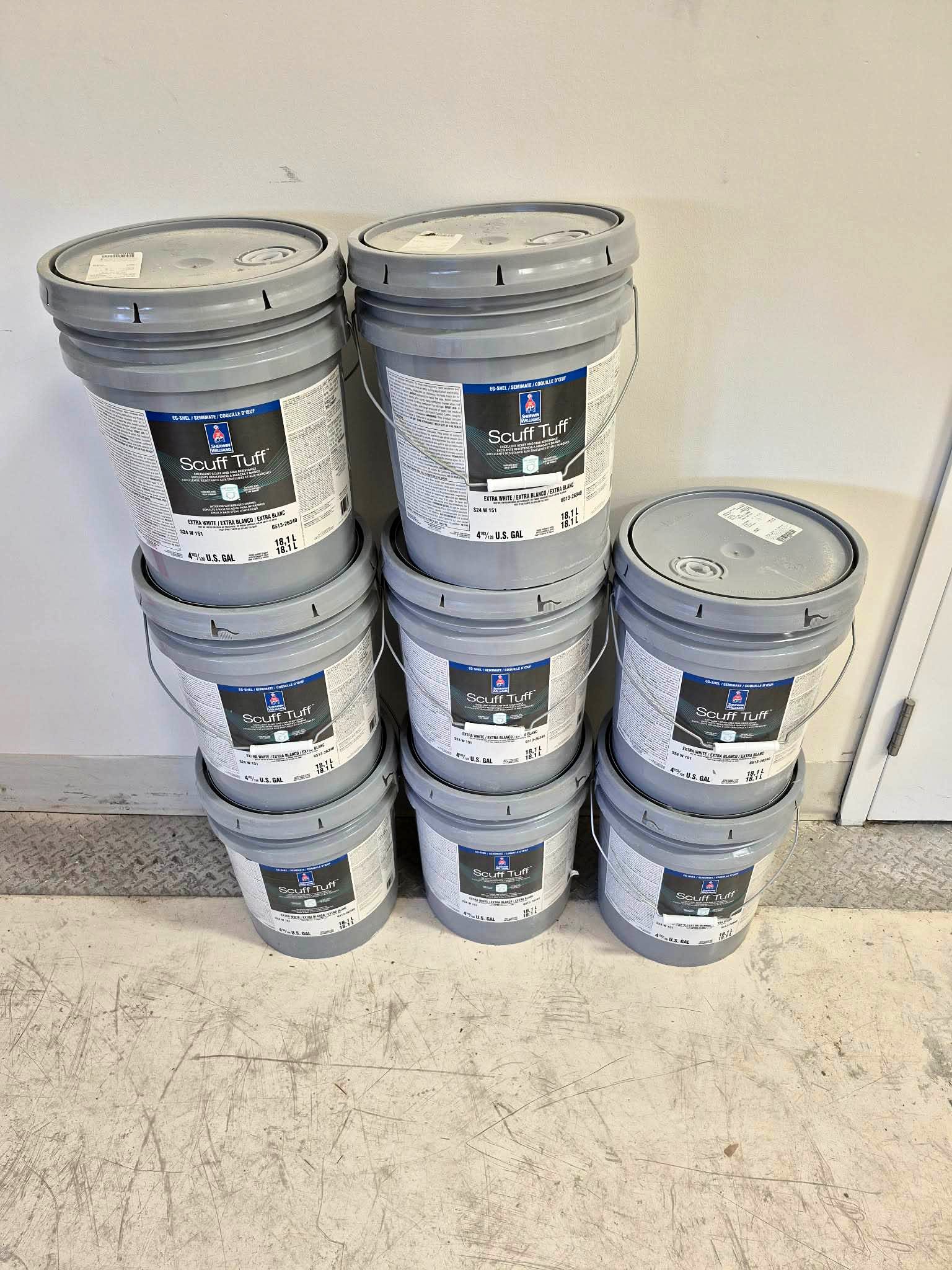 Peinture scuff tuff - Paint - Quebec, Quebec | Facebook Marketplace ...