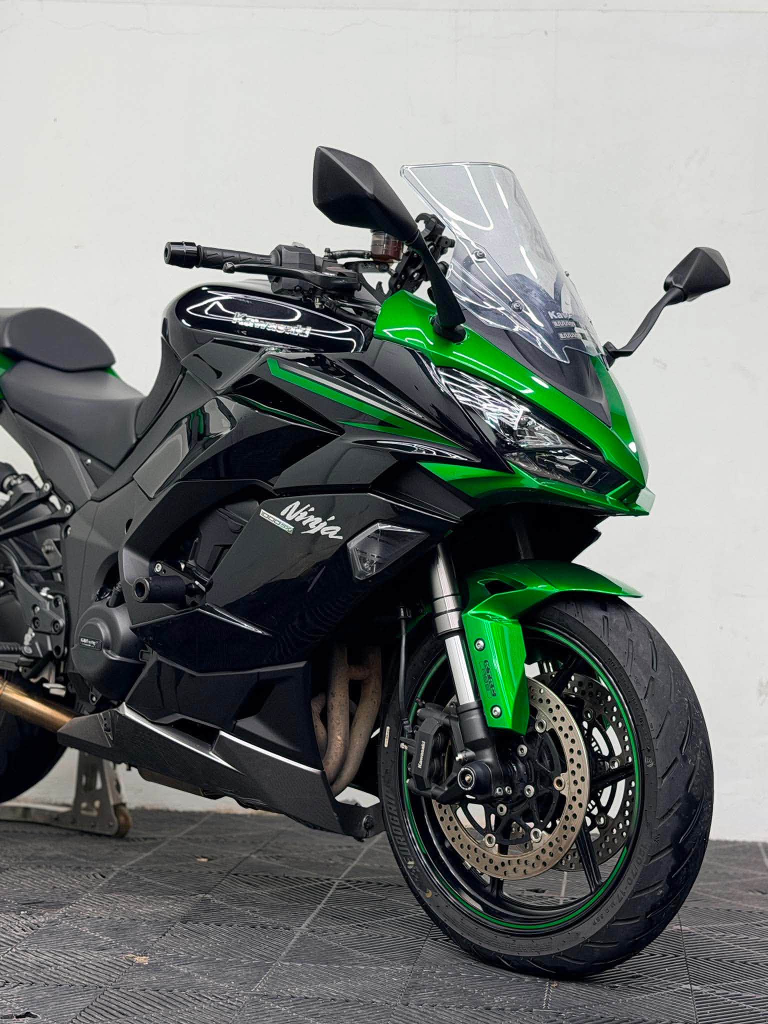 KAWASAKI NINJA 1000 SX