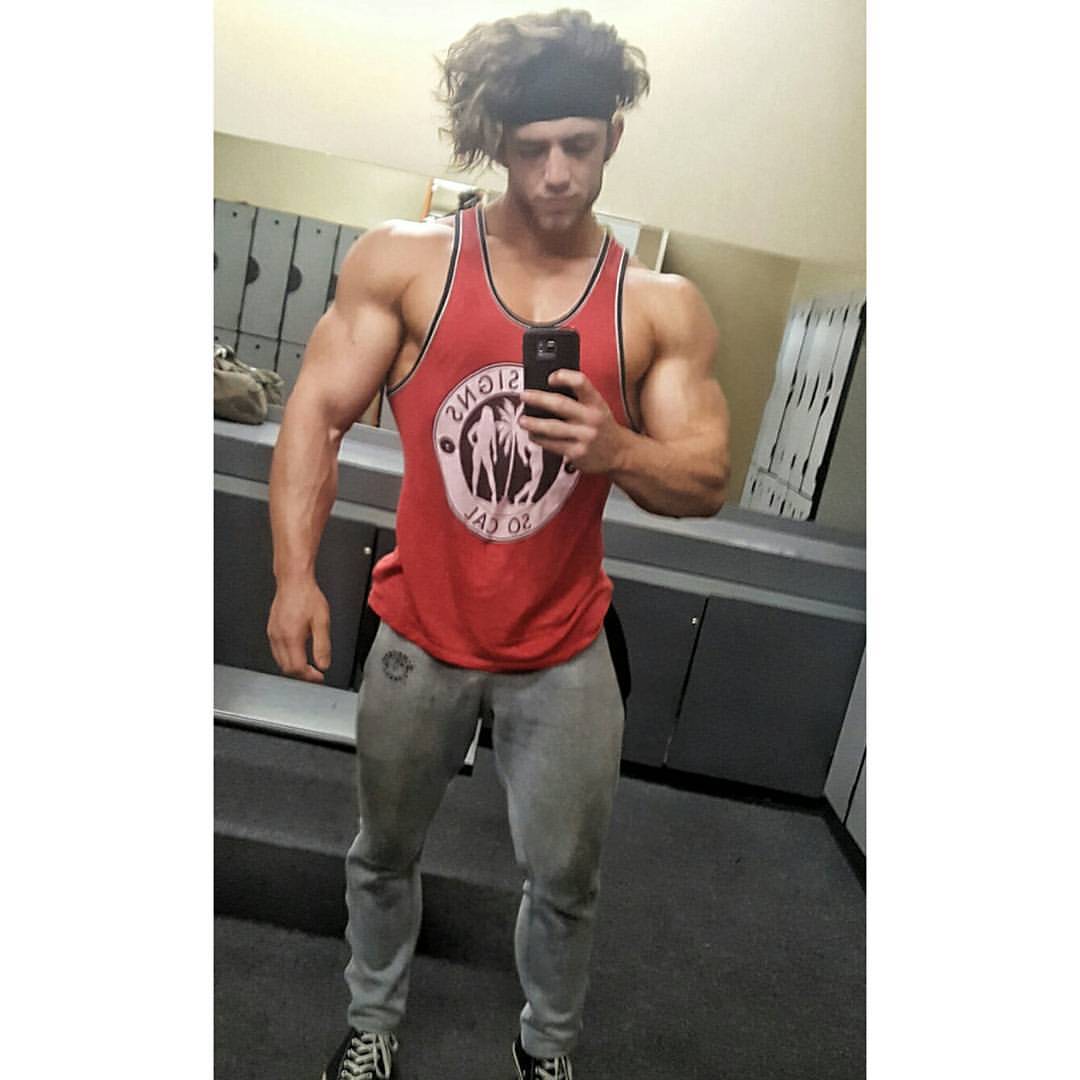 Billy Reilich - The gym was empty today! I love the summer!! 🙌Go ...