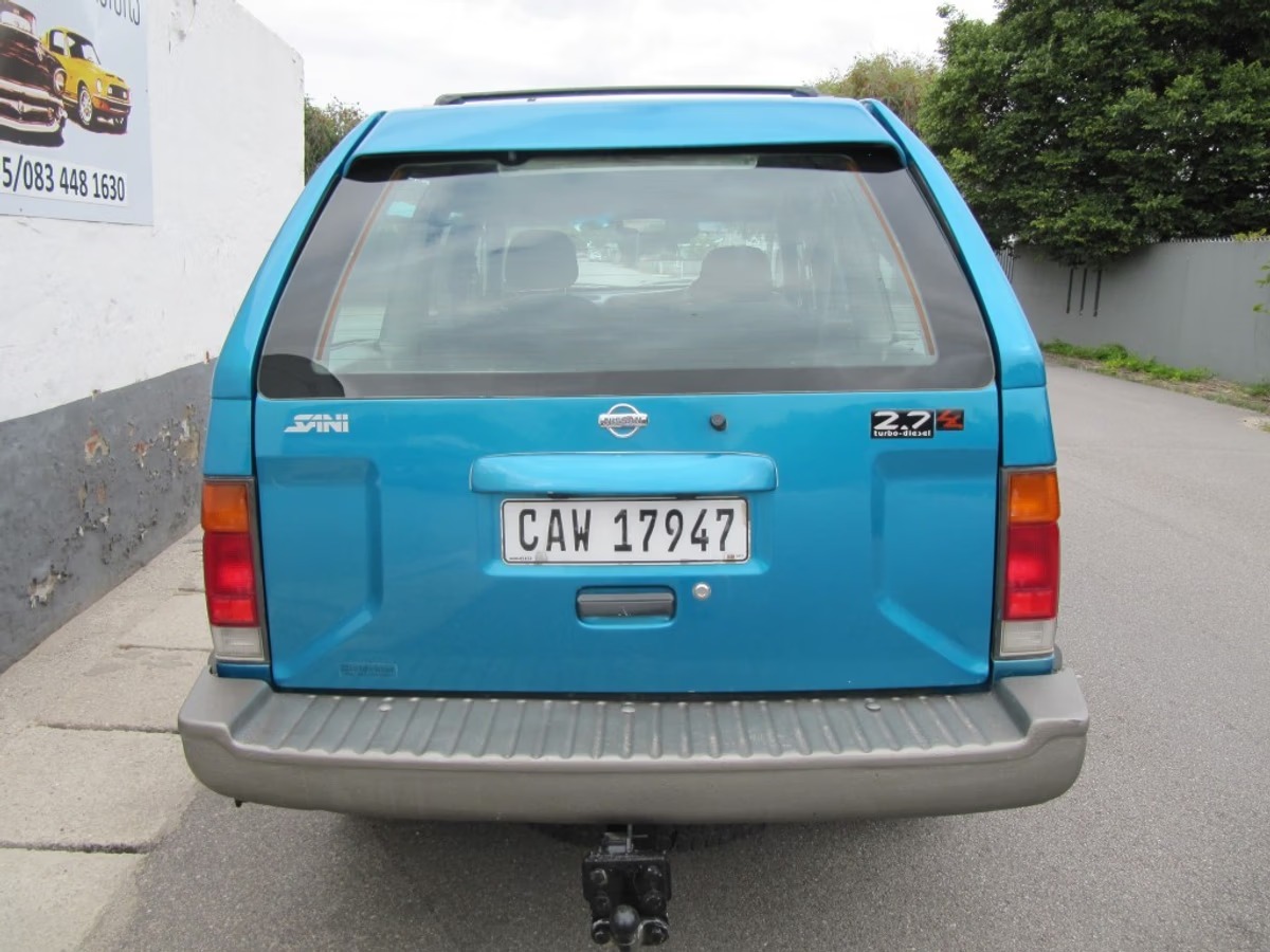 1997 Nissan Sani 2.7 TD 4x4 - R 109 990 Discover the Nissan Sani