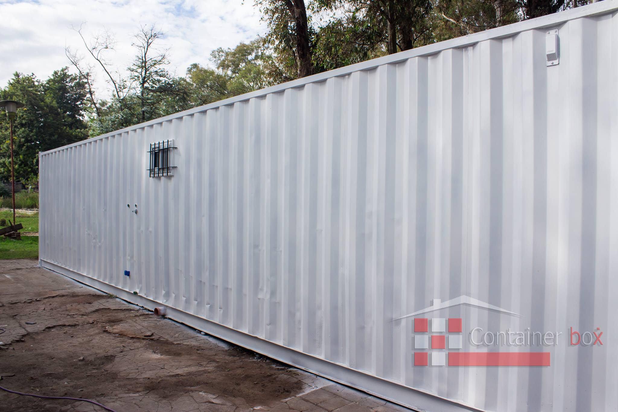 Container box