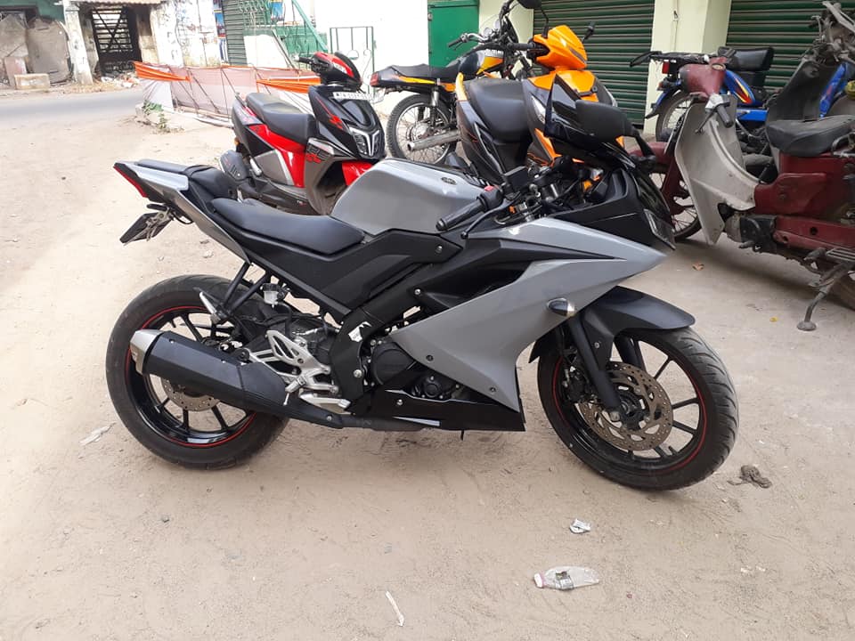 Yamaha R15 V3 Repainting - RS Custom Painting Works