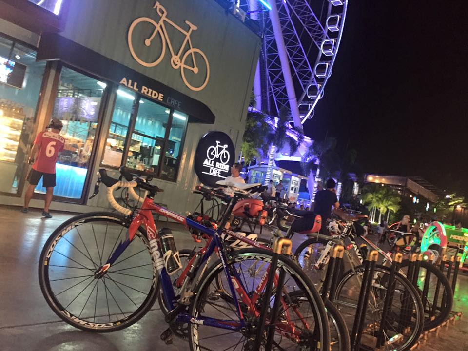 All Ride Cafe | Bangkok