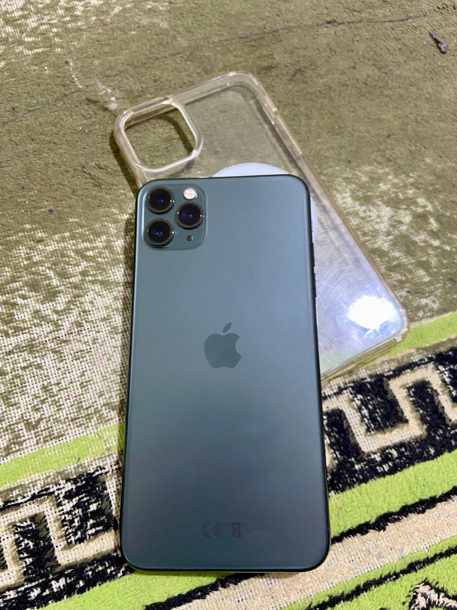 iPhone 11 Pro Max – 256GB Battery Health: 72% Waterproof No Box