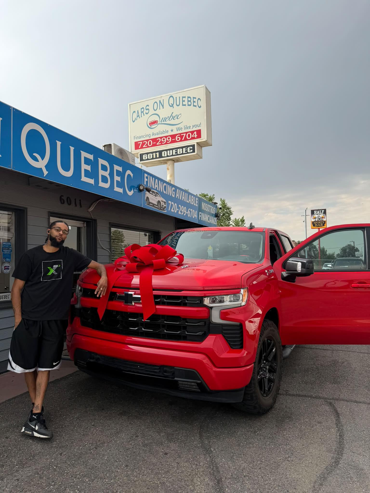 ユウ 2022 Chevrolet Silverado 1500 Z71 with 6.2L V8 and off-road