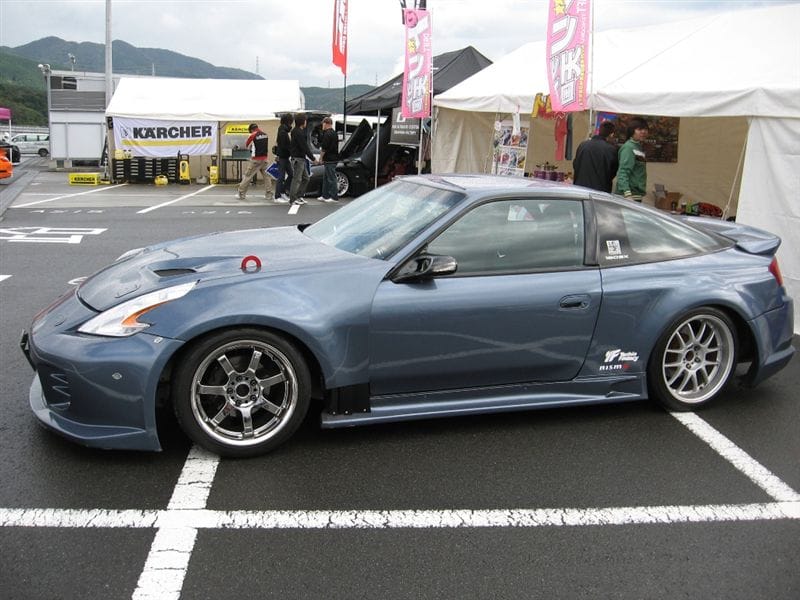 370z front on a G35 Edit: I'm a pinecone it's not a g35 rear