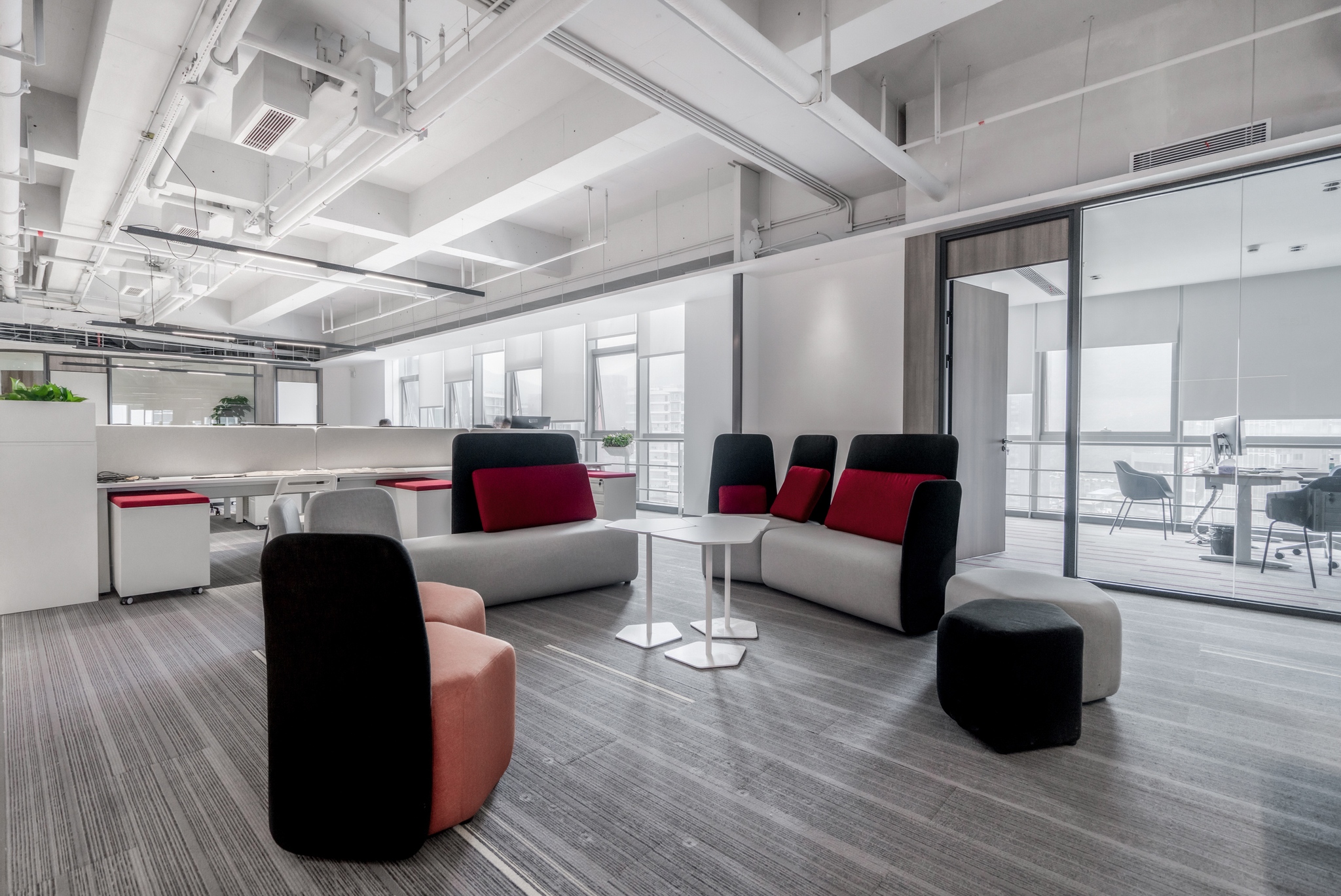 We were extremely proud to be the sole... - Zenith Interiors