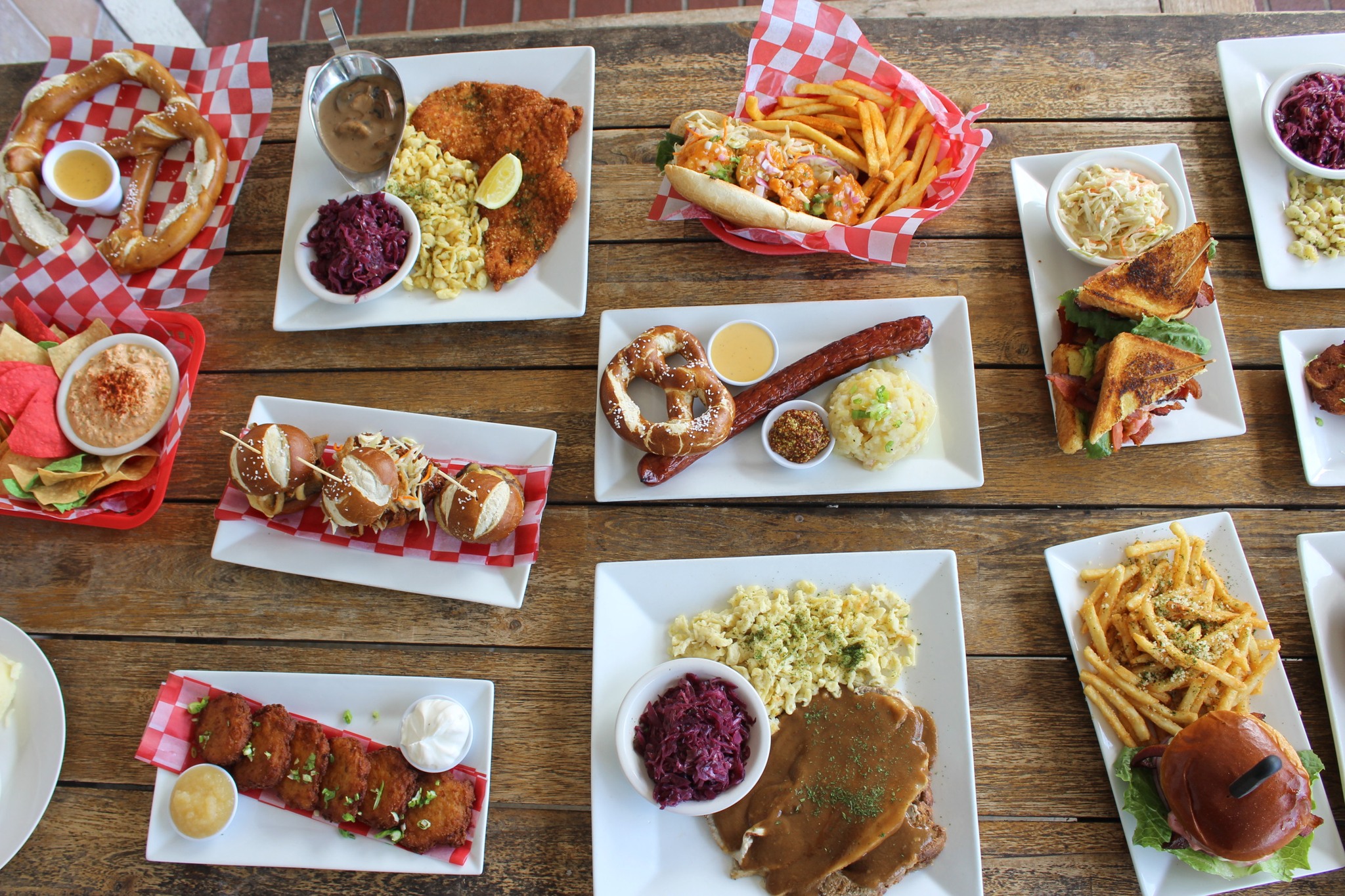 Wunderbar German Kitchen & Biergarten | Davie FL