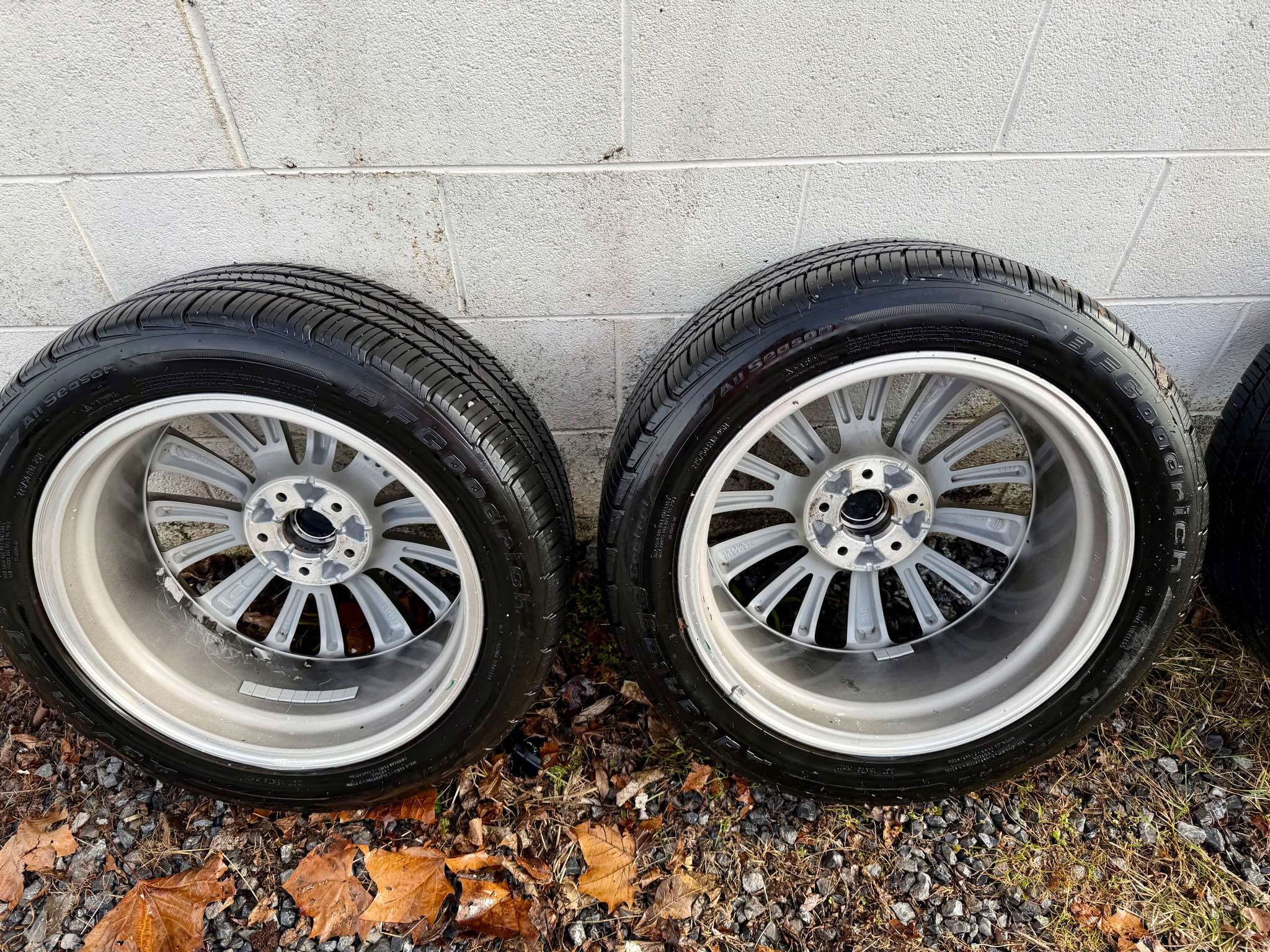 INFINITY Q50 OEM WHEELS/TIRES 5x114.3 - Car Wheels, Tires & Parts ...