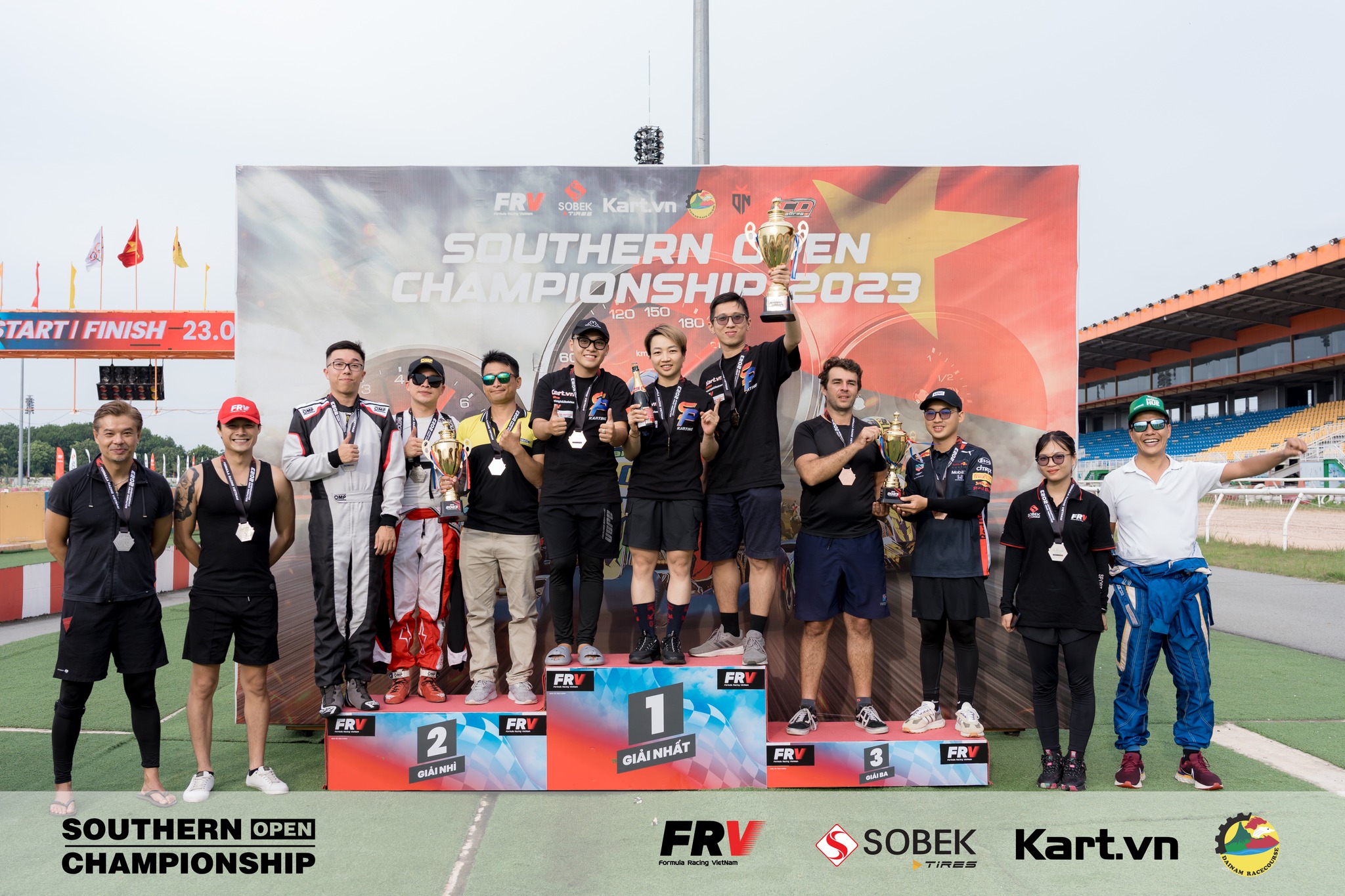 Infinity - 🏎️ LÊN TRACK CÙNG INFINITY RACING – CHỈ 4 BƯỚC... | Facebook
