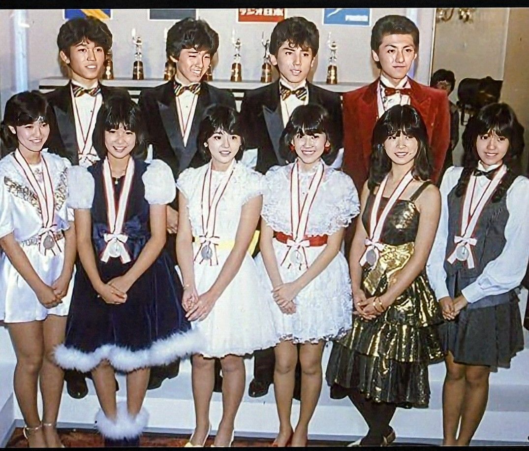 80、90年代中山美穗曾多次登上雜誌新年號封面，人氣度及代表性可想而知