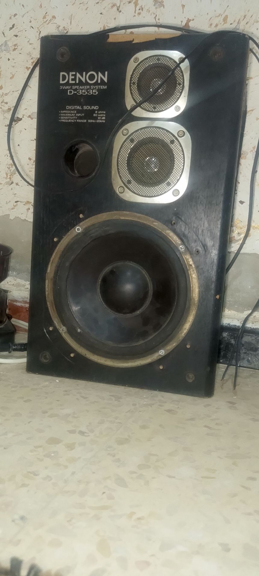 SOLD] Denon D3535 3 way Speaker System. 60W 8Ω 91dB 50Hz-20KHz