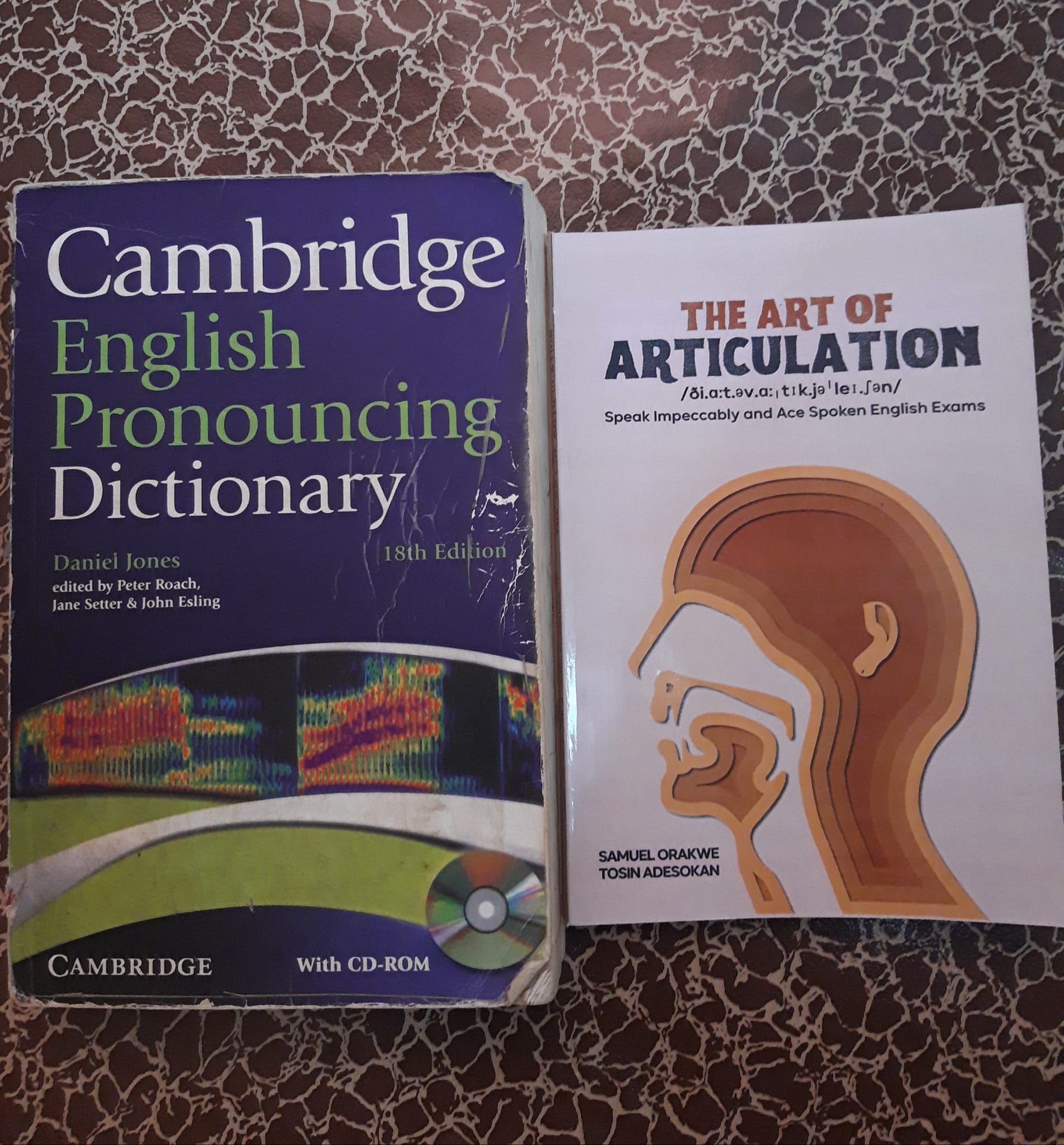 Linguaphone english course 4 levels Each level: 2 books and 4 CD