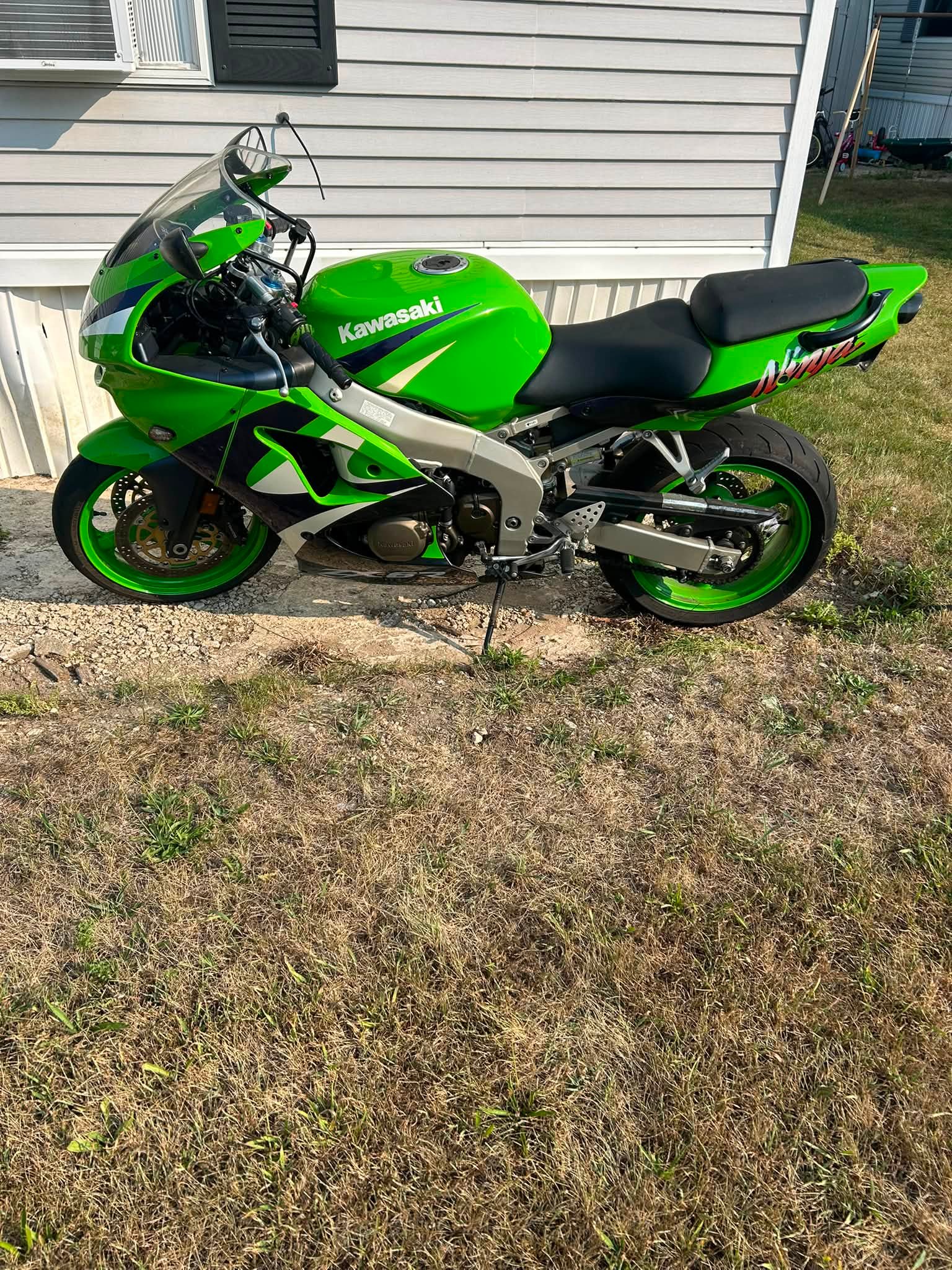 Only 34 hours. ASV levers New Clutch and cable New sprockets and